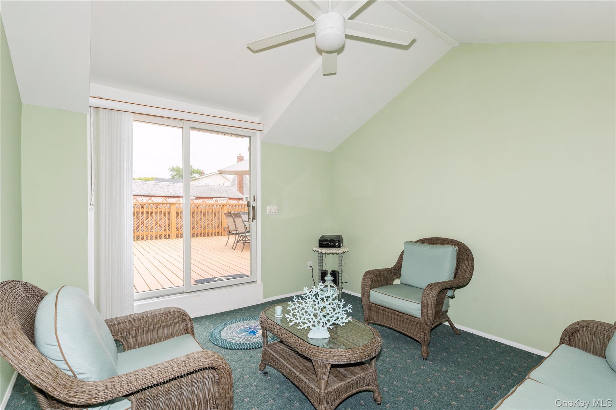 977 Third Avenue Property Photo 48
