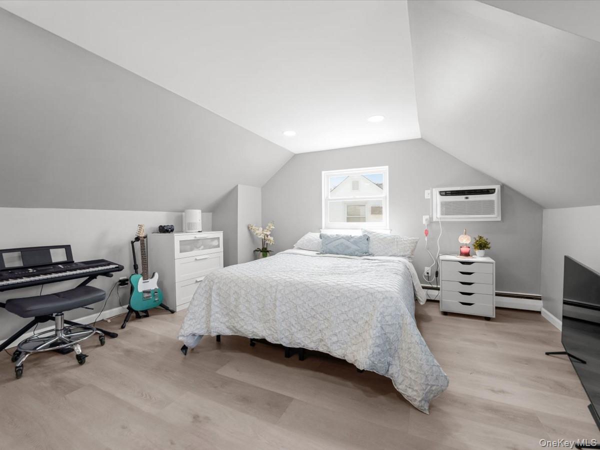3437 2nd Street Property Photo 11