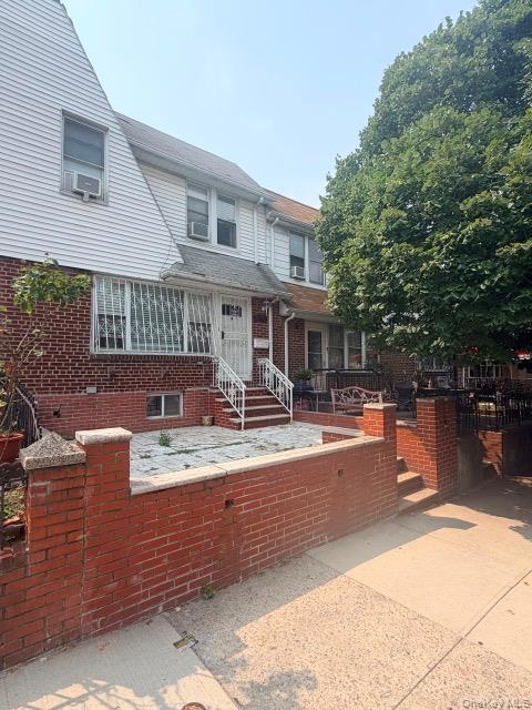 3056 87th Street Property Photo 1