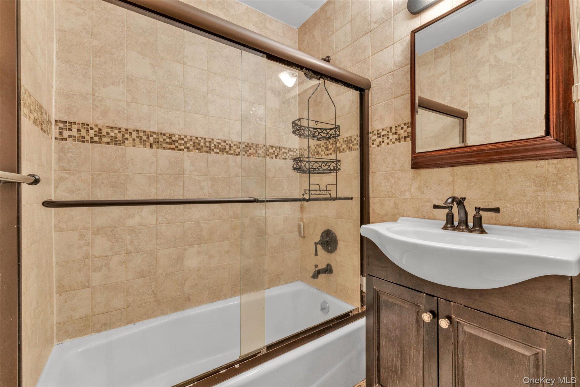 60-11 Broadway 3f Property Photo 8