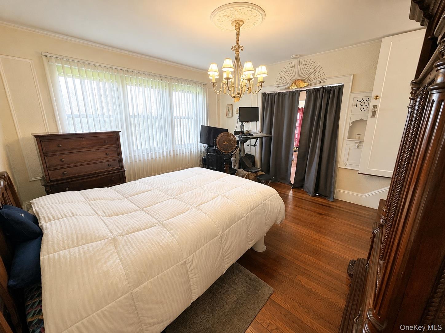 255 Beach 122nd Street Property Photo 4