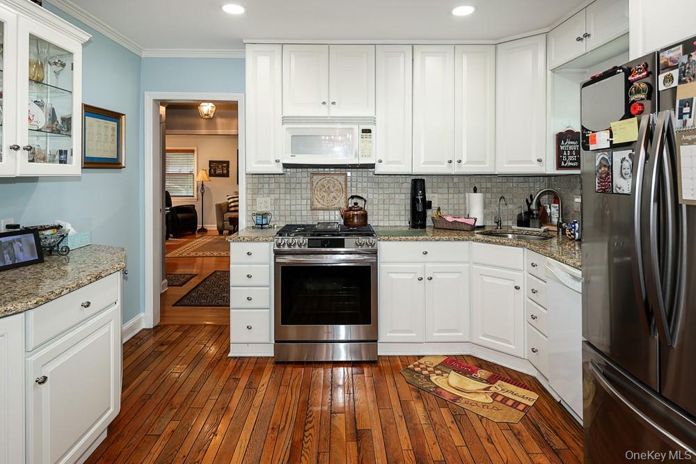 40 Plymouth Drive Property Photo 15