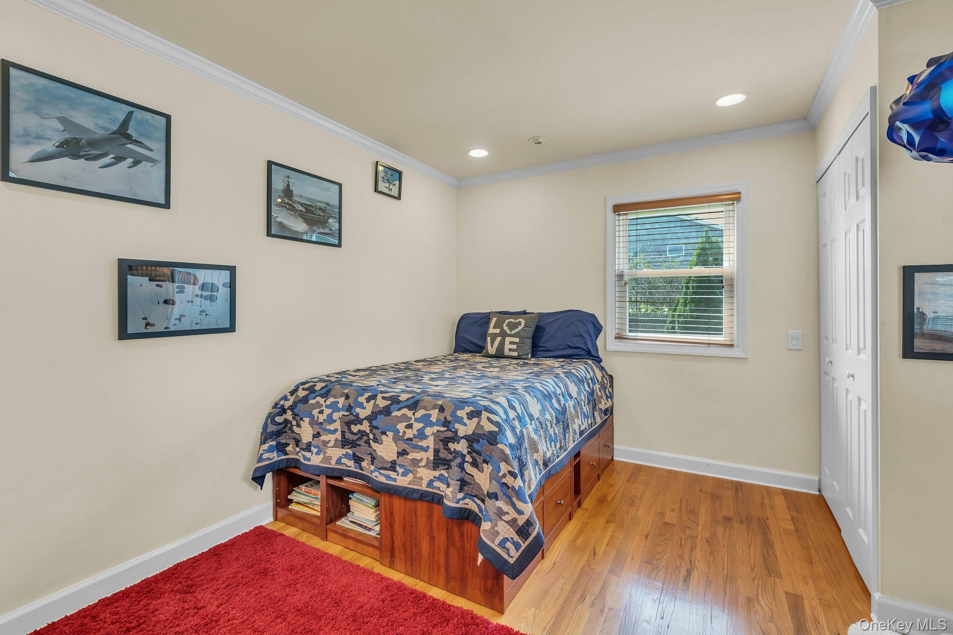 360 Bayport Avenue Property Photo 25