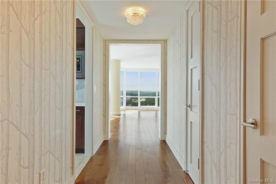 1 Renaissance Square 21e Property Photo 2