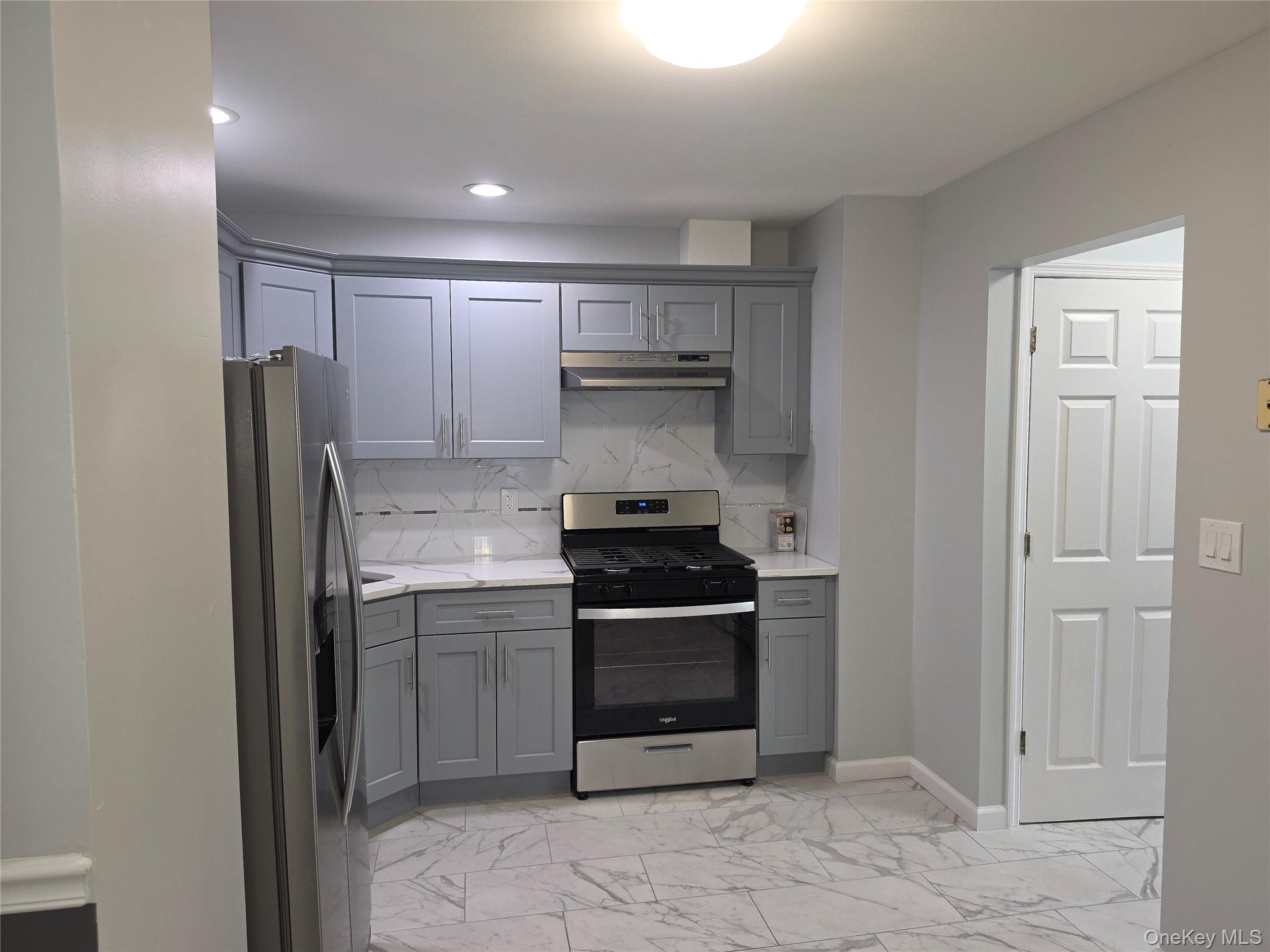 177-19 Meadow Road Property Photo 1