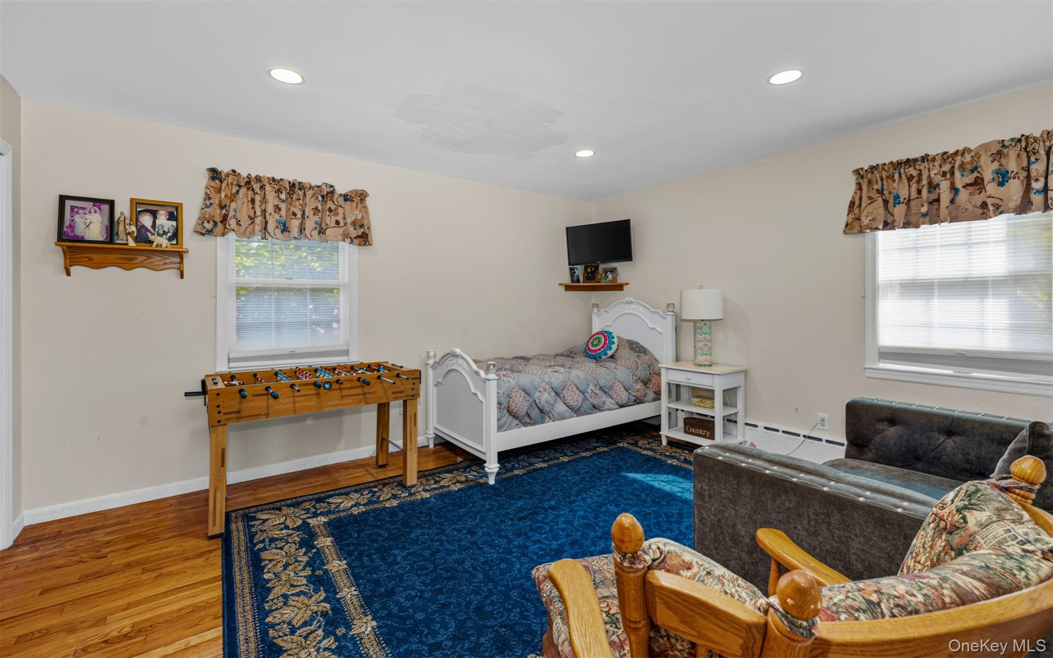 498 Cedarhurst Avenue Property Photo 12
