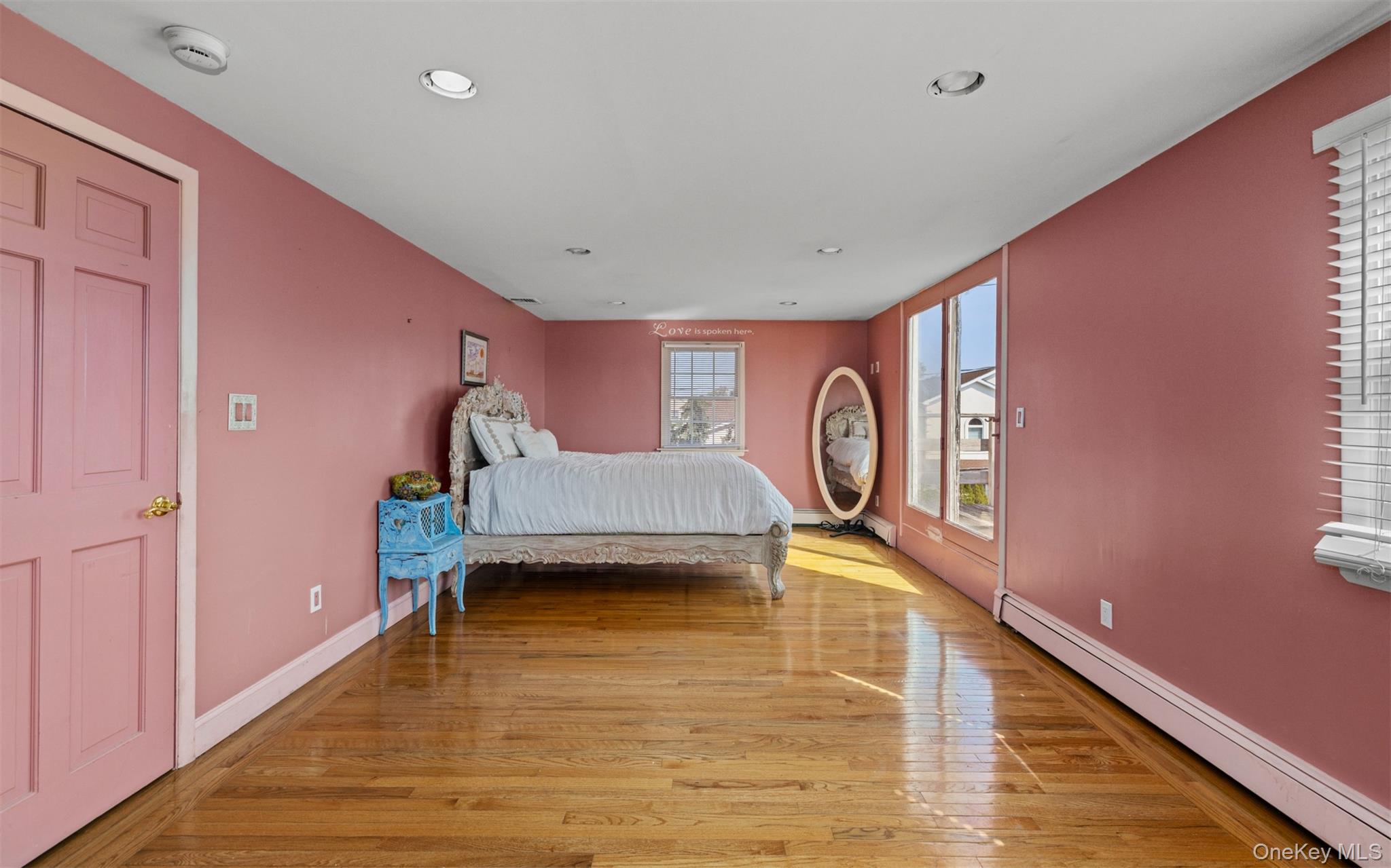 498 Cedarhurst Avenue Property Photo 14