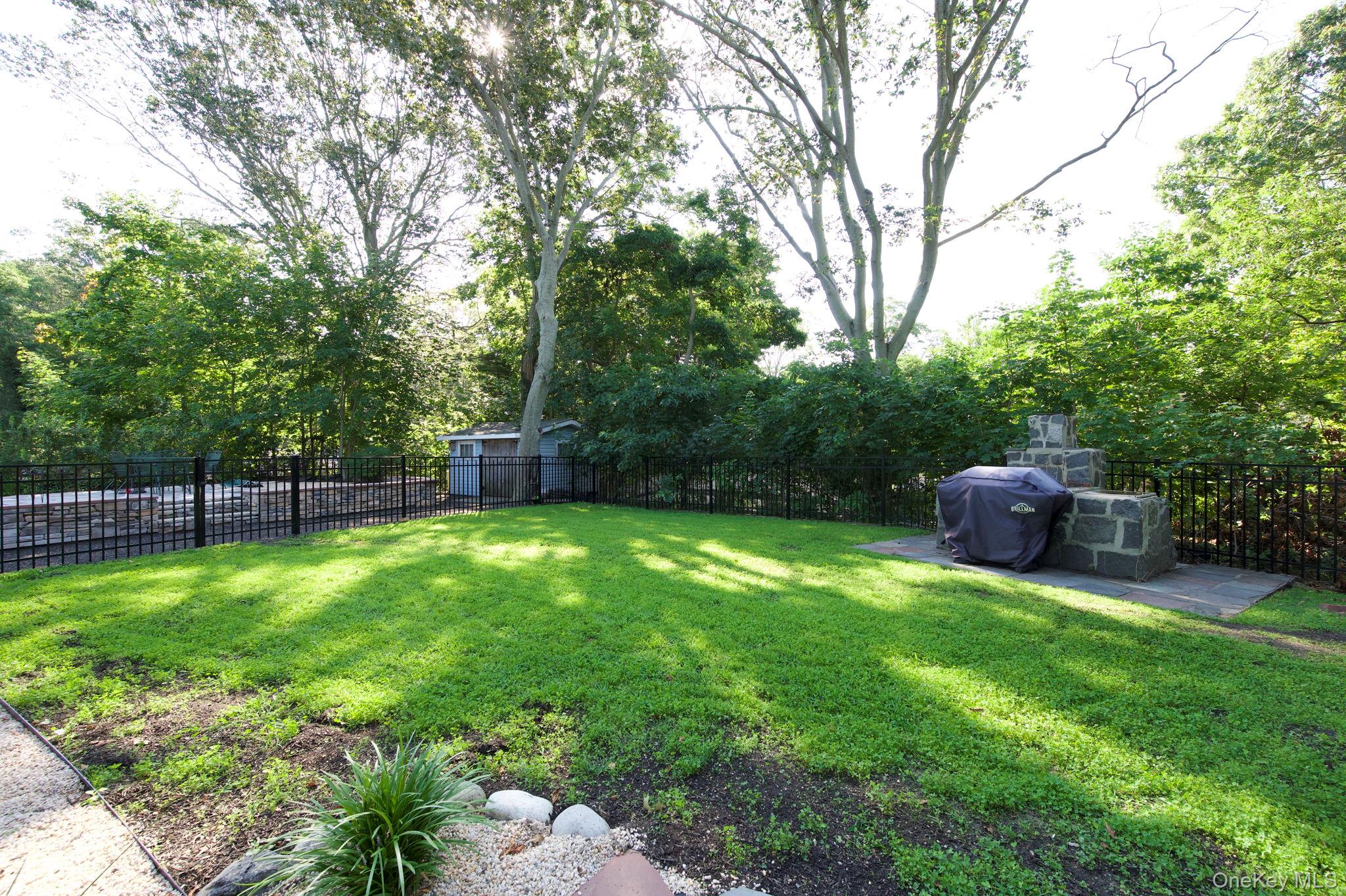 69 Hill Drive Property Photo 8