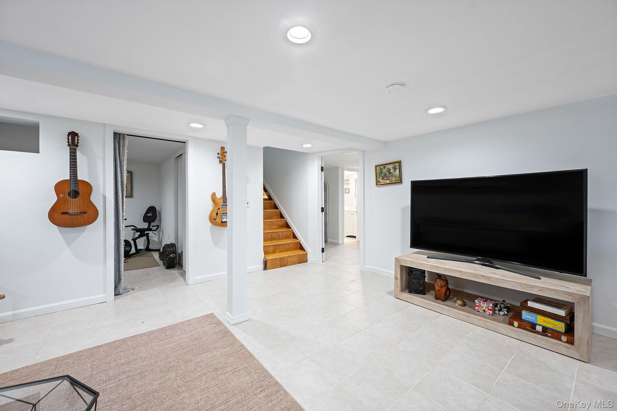 69 Hill Drive Property Photo 29
