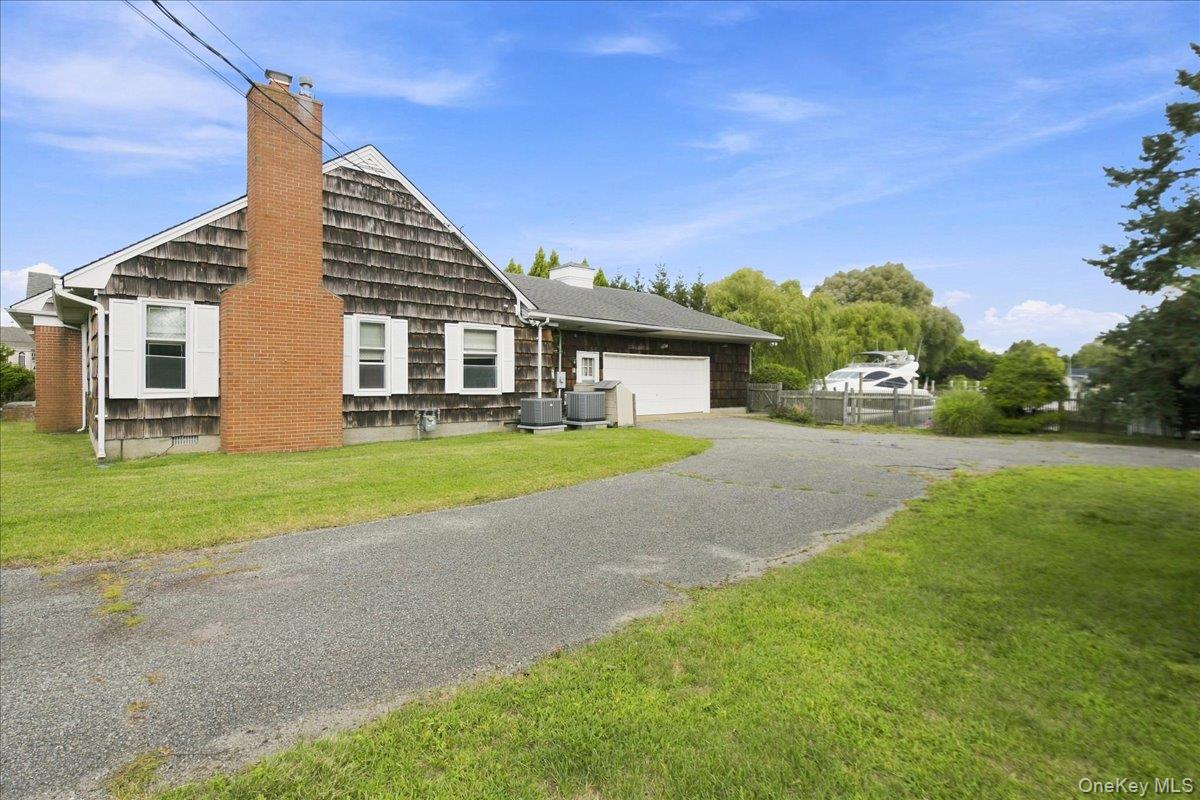 3 The Moor Property Photo 1