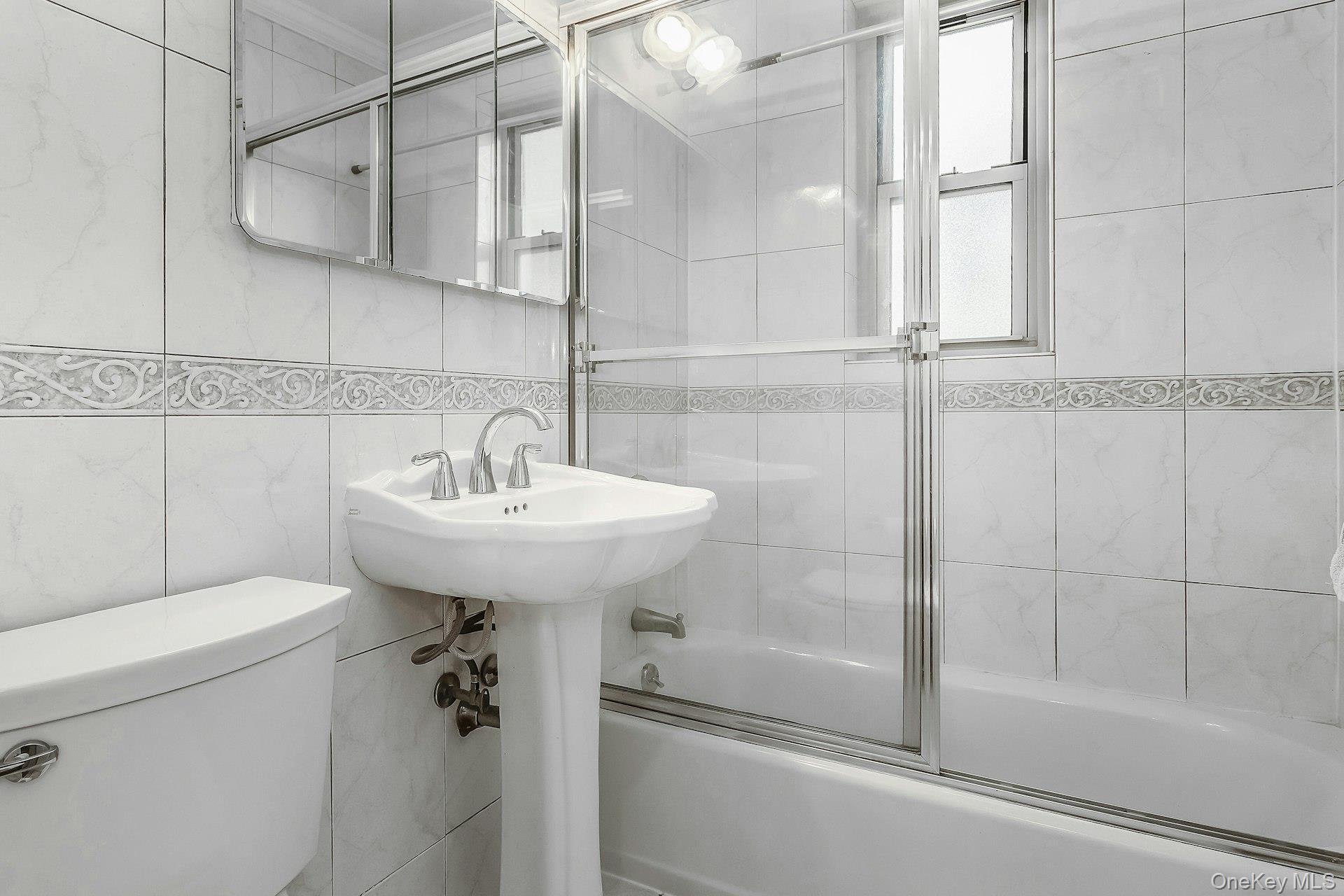 23-55 Bell Boulevard 1h Property Photo 17