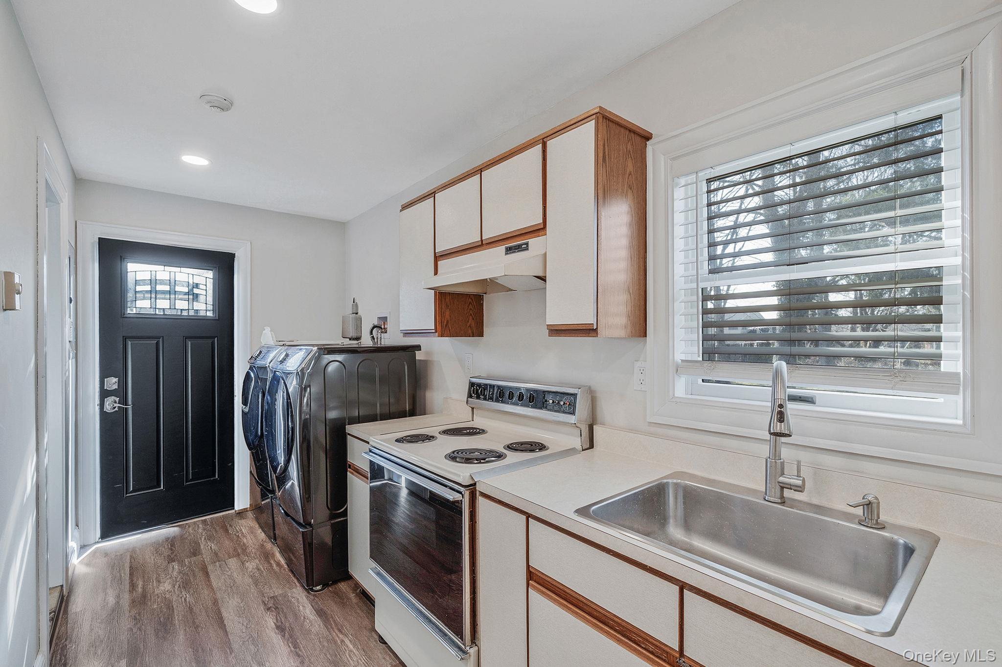 72 Locust Avenue Property Photo 14