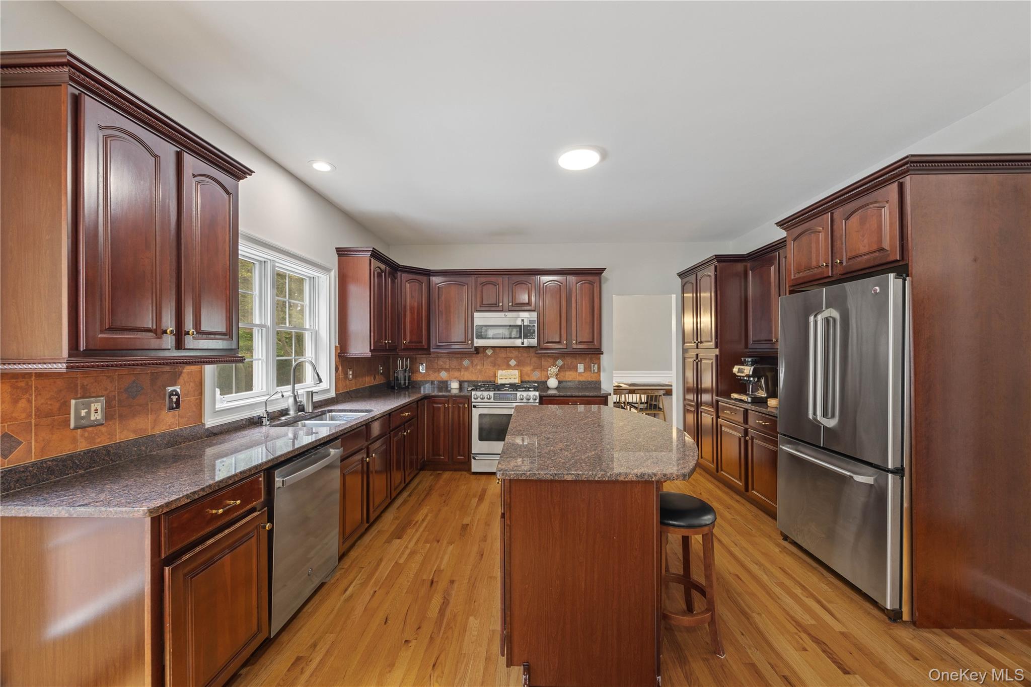 15 W Barrett Hill Road Property Photo 11