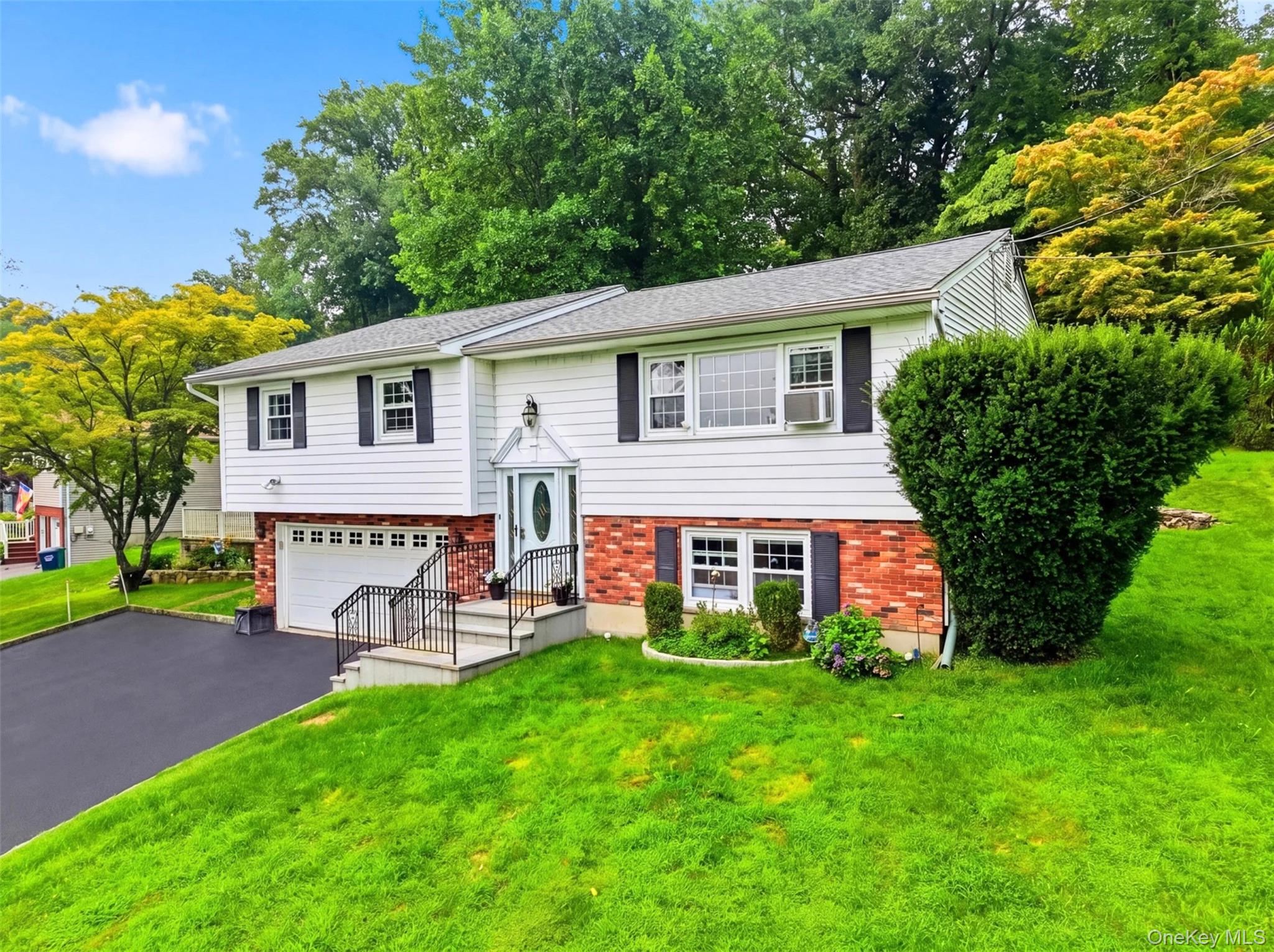 161 Geymer Drive Property Photo 2