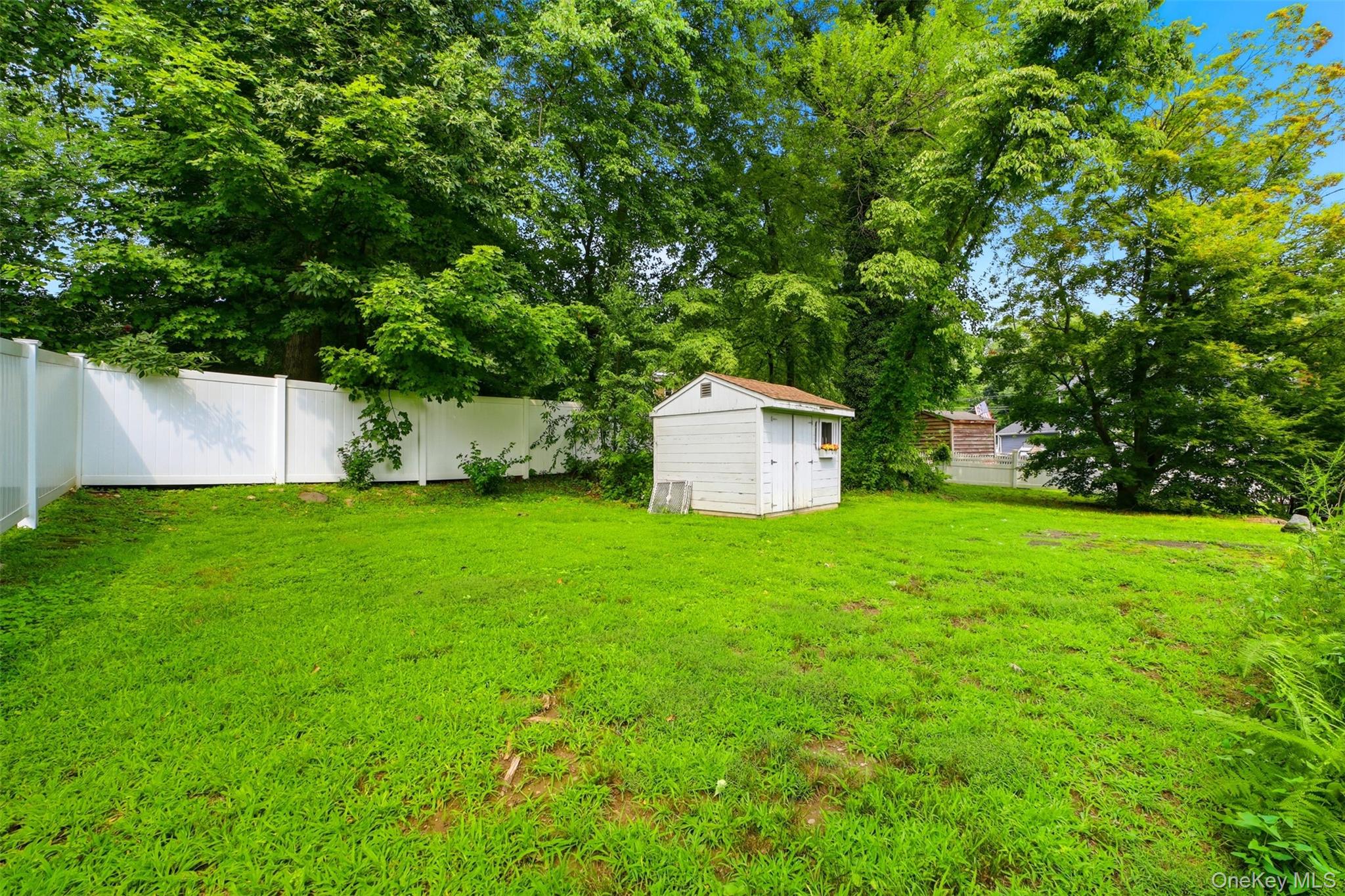161 Geymer Drive Property Photo 33
