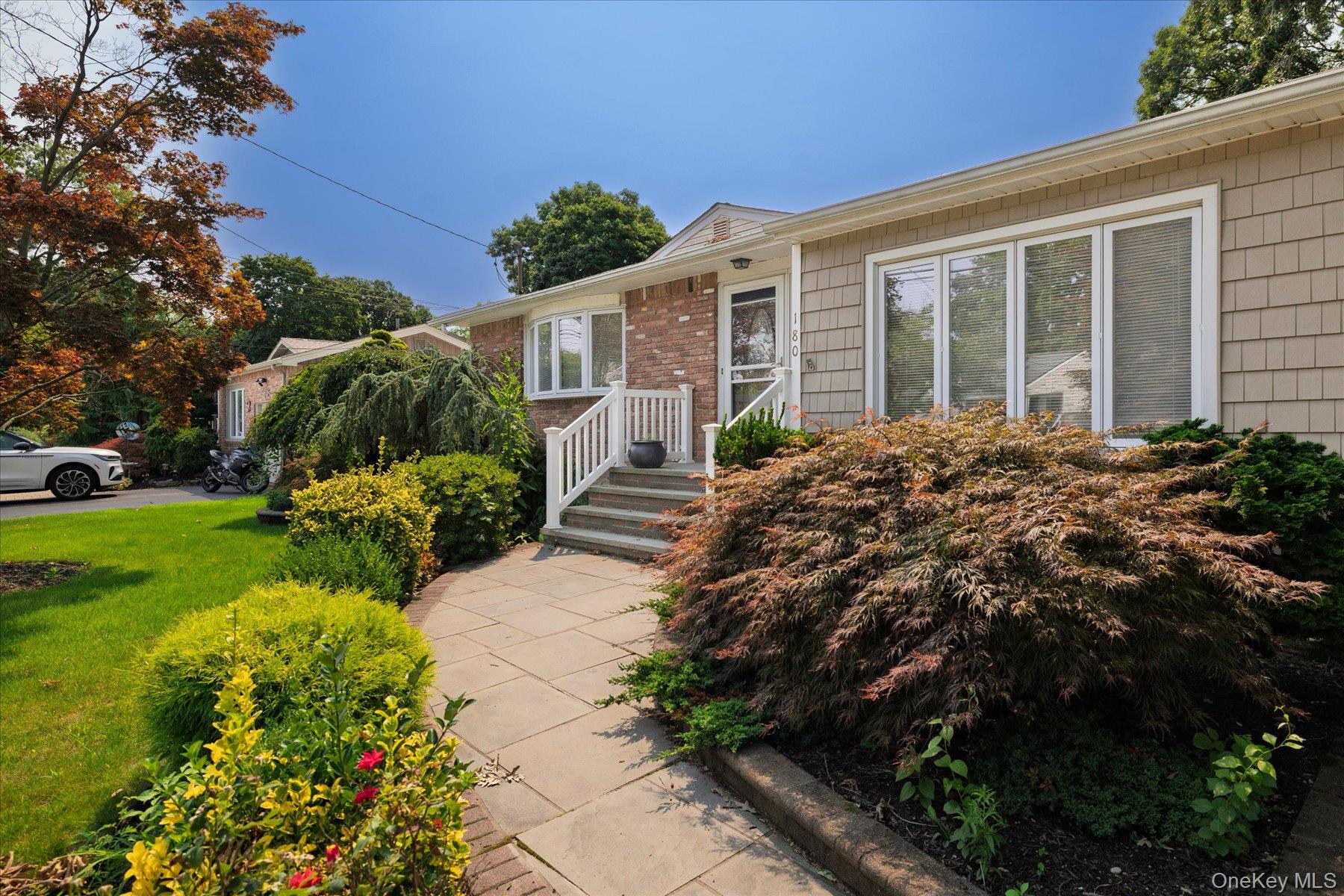 180 Boston Avenue Property Photo 2