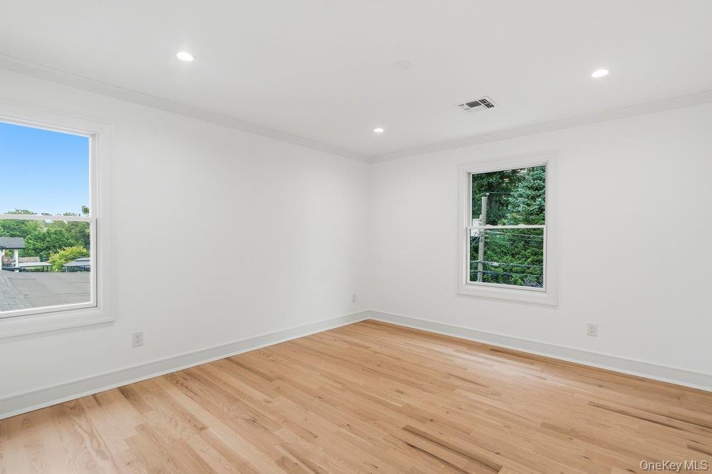 93 Morton Boulevard Property Photo 26