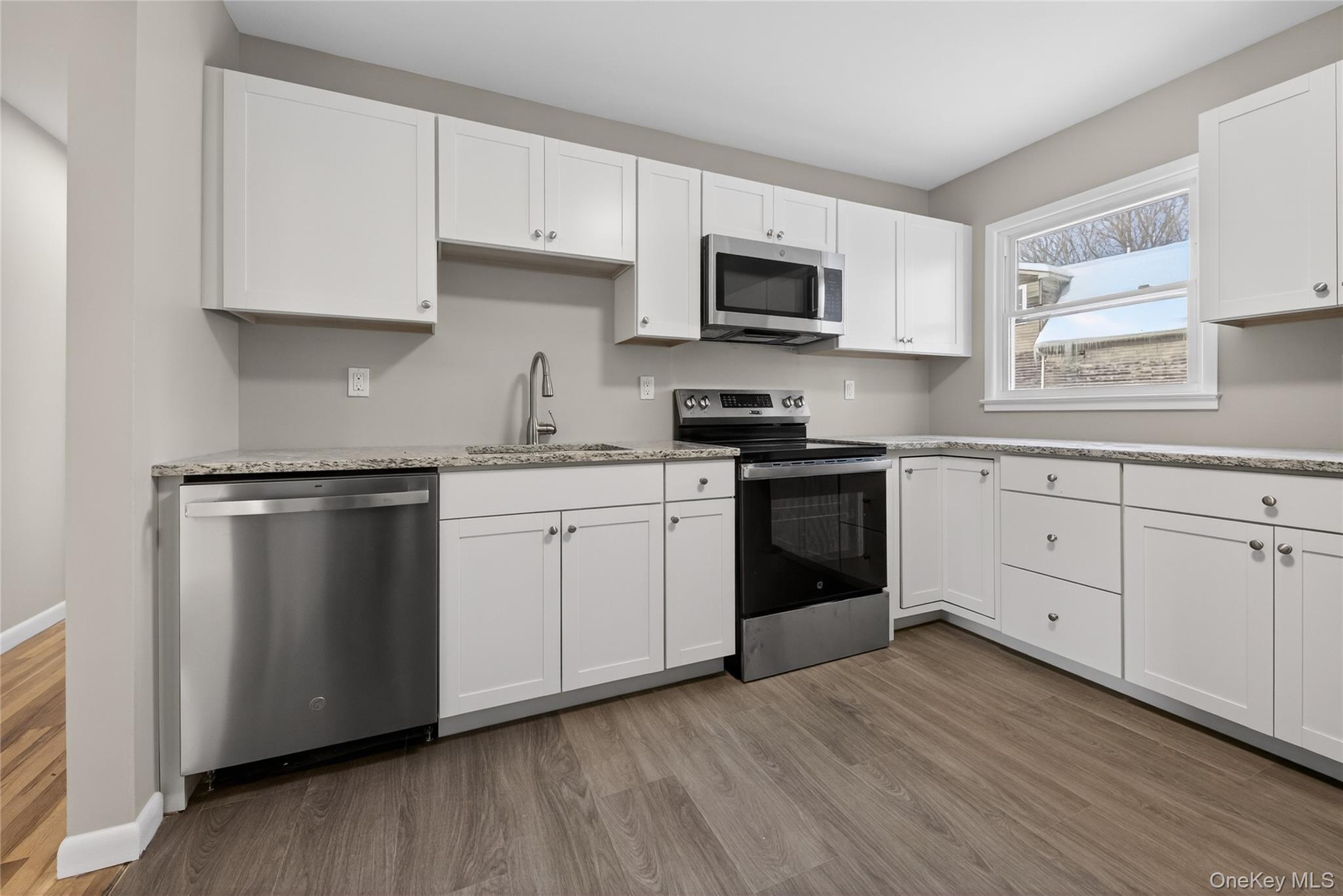 676-678 Oak Summit Road Property Photo 4