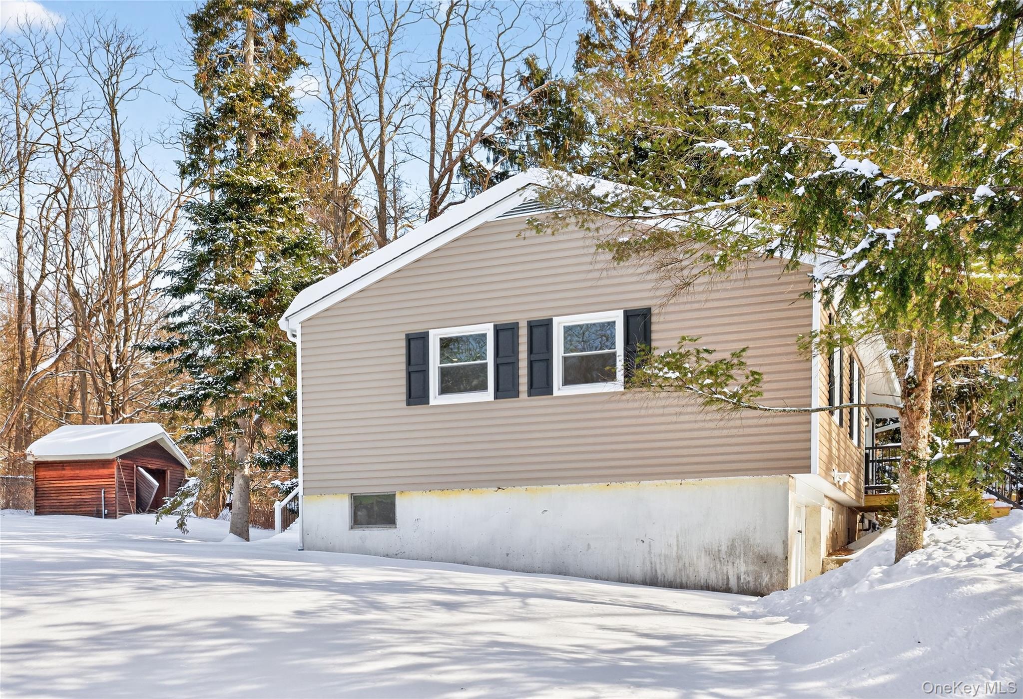 676-678 Oak Summit Road Property Photo 19