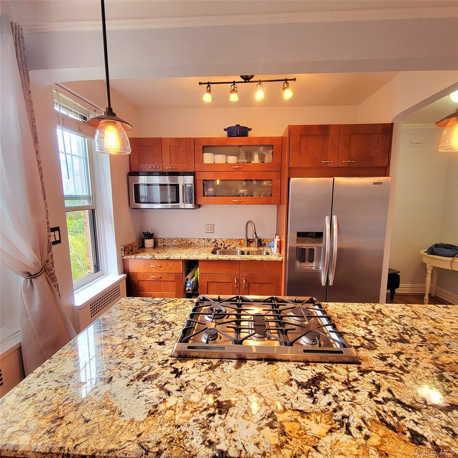 68-37 108th Street 6h Property Photo 3