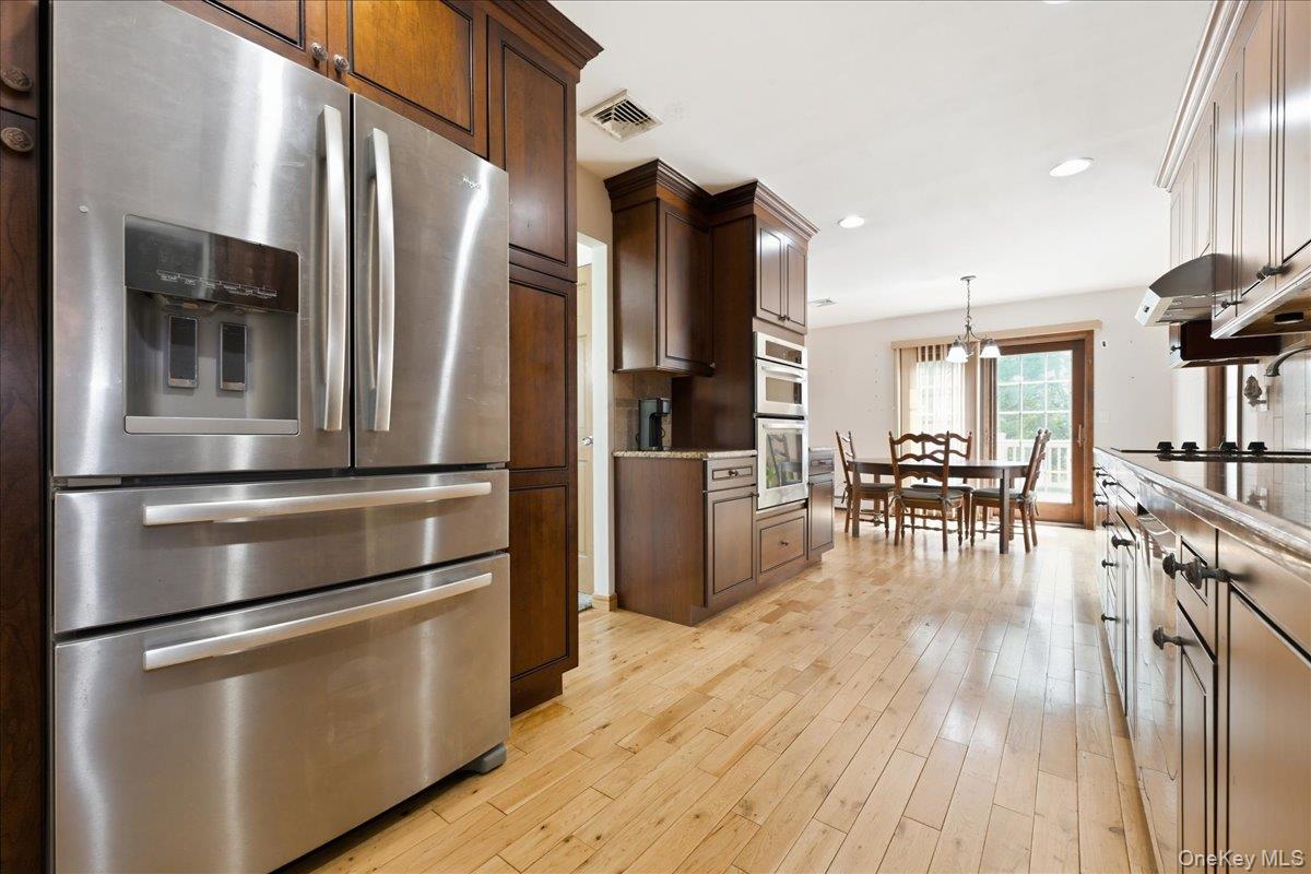 244 Neptune Avenue Property Photo 3