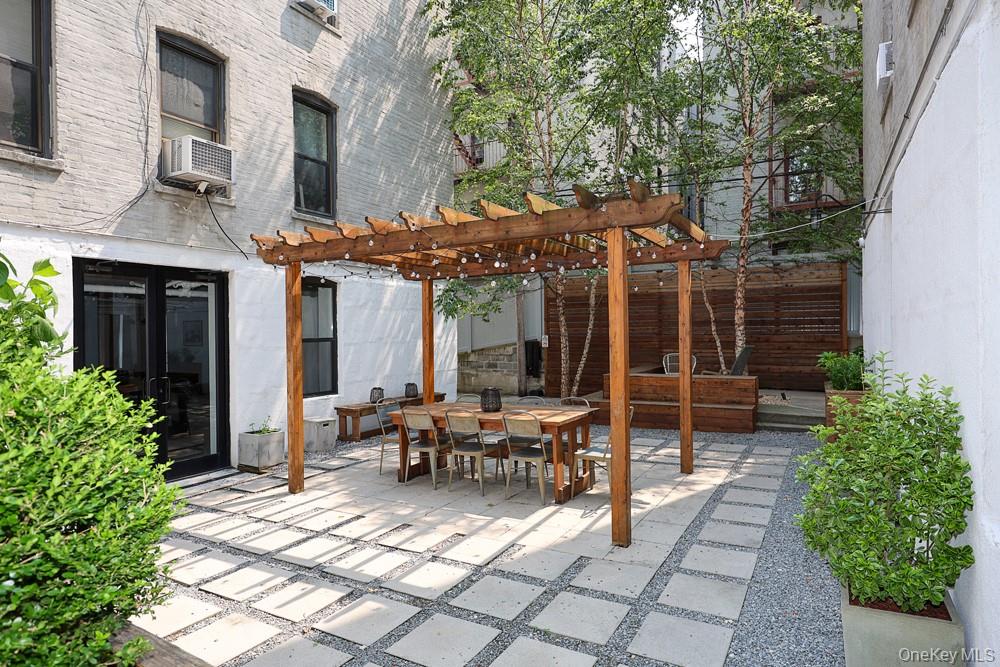 24-65 38th Street 10c Property Photo 15