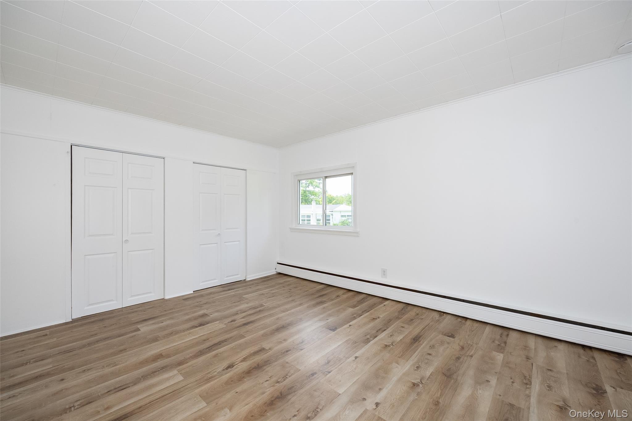 216 Hobbs Lane B Property Photo 16