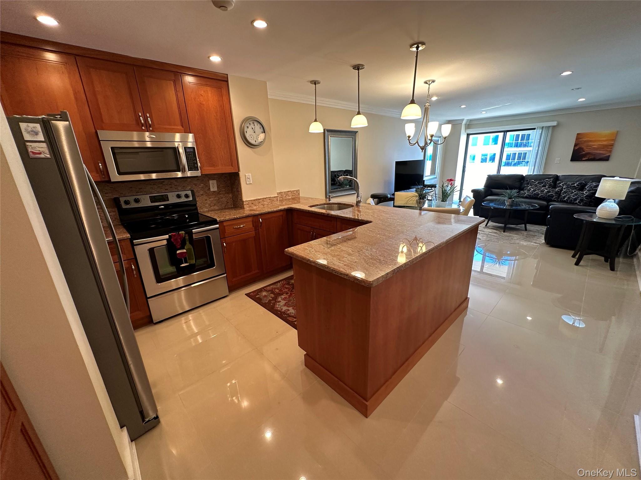 360 Shore Road 7b Property Photo 3