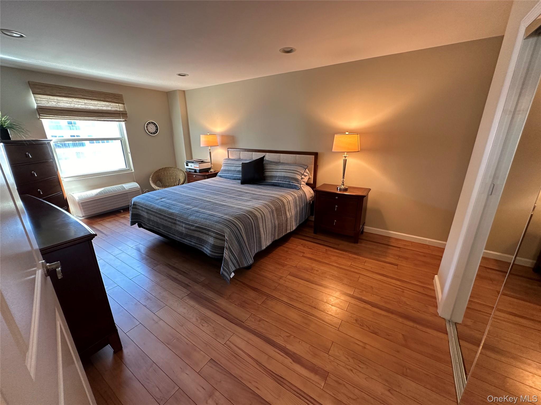 360 Shore Road 7b Property Photo 10