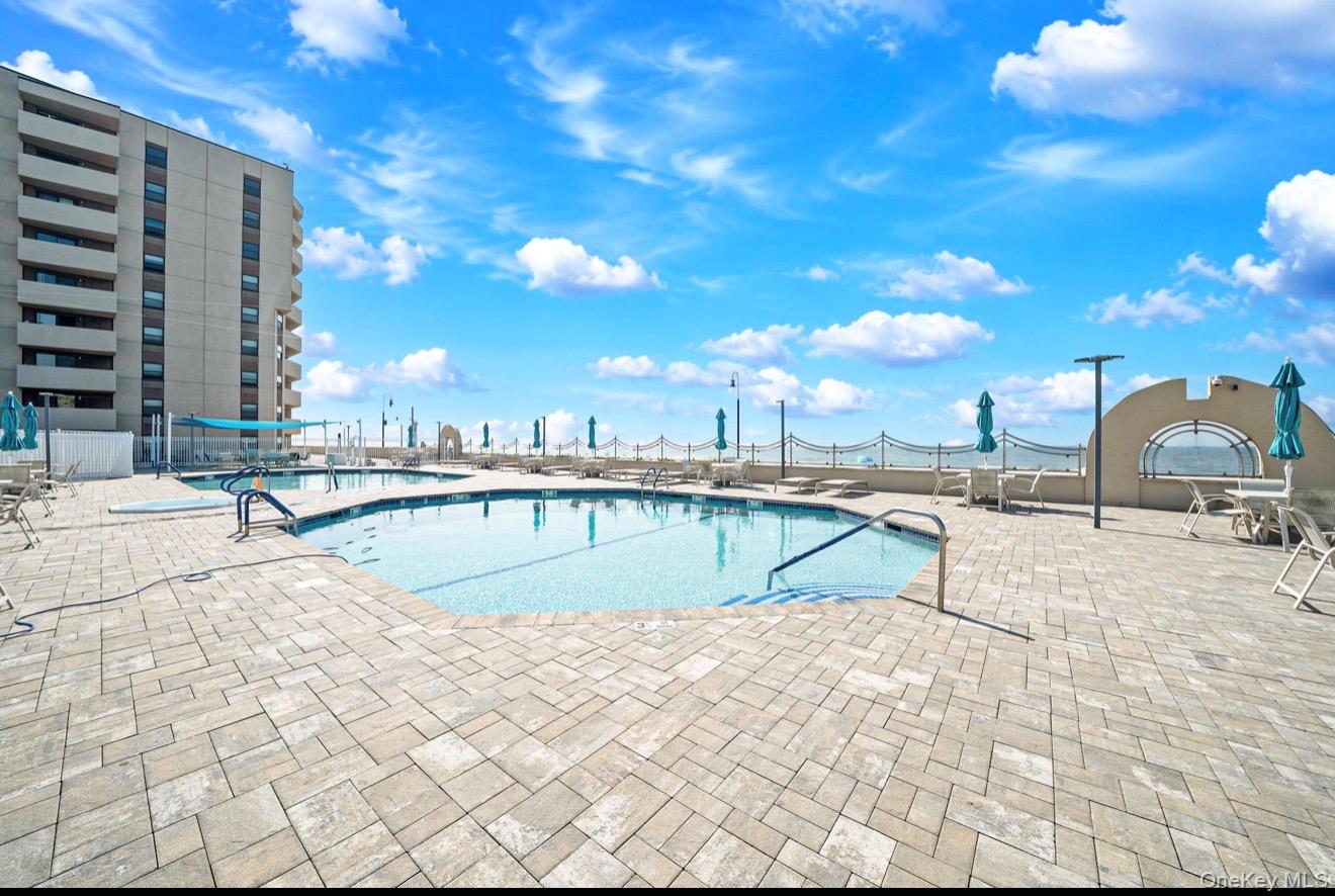 360 Shore Road 7b Property Photo 17