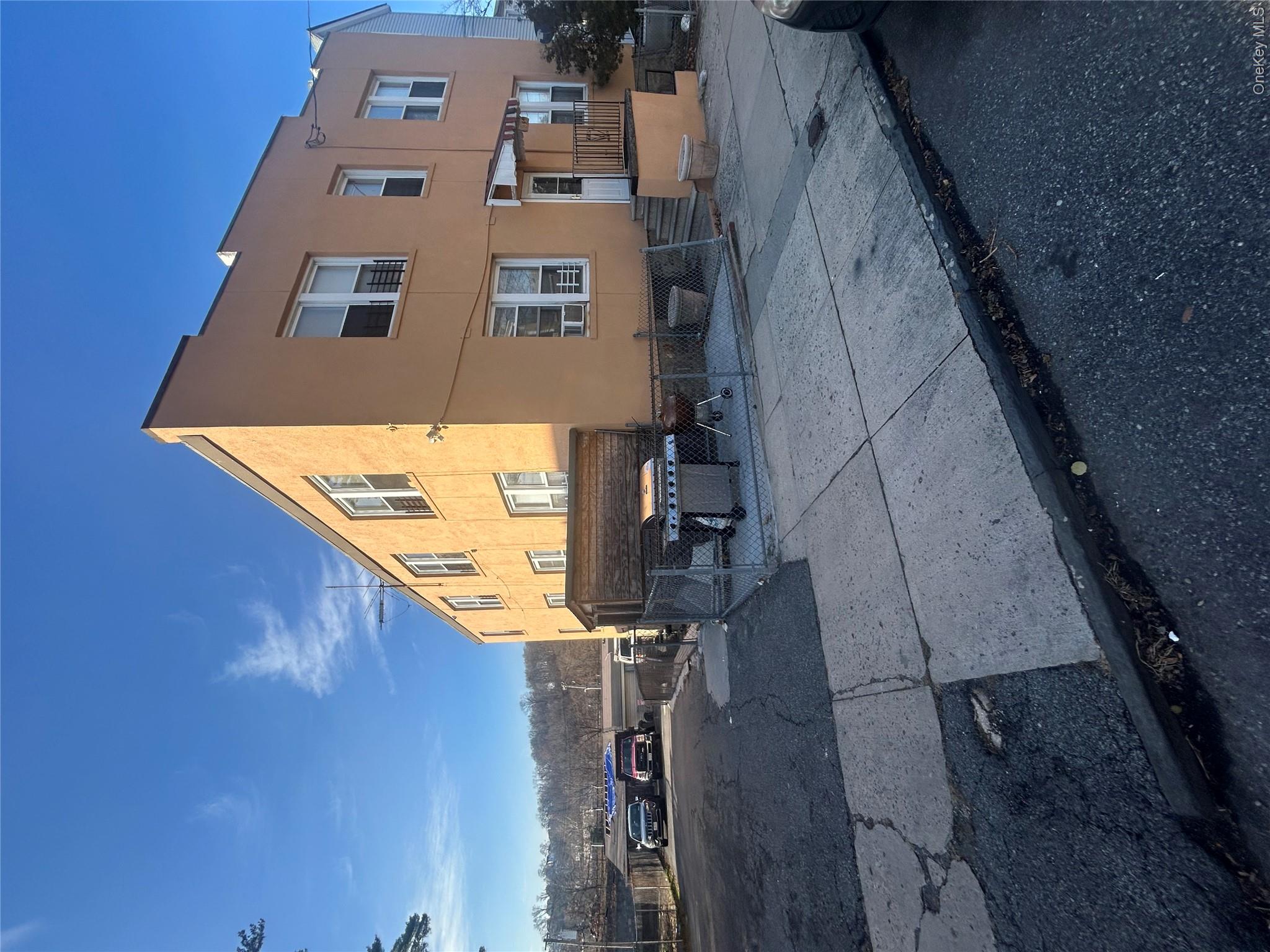33 Horatio Street Property Photo 1