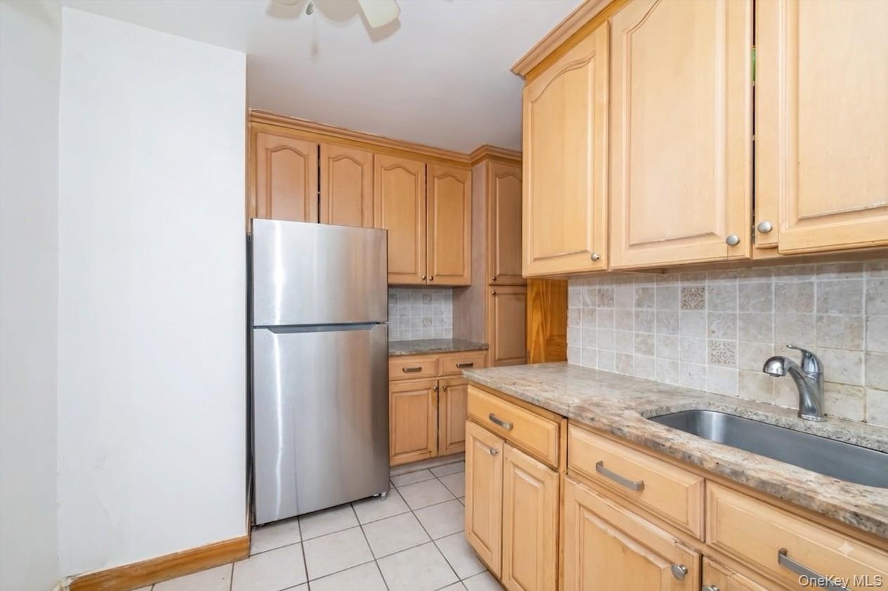 110 Brooklyn Avenue 3zz Property Photo 5
