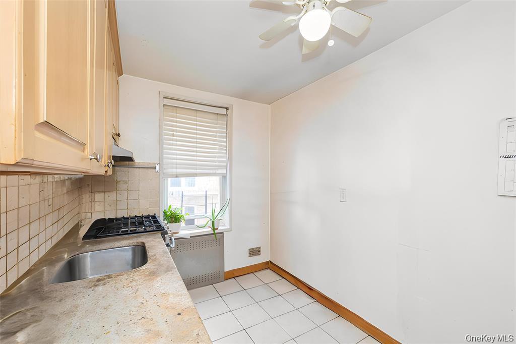110 Brooklyn Avenue 3zz Property Photo 7
