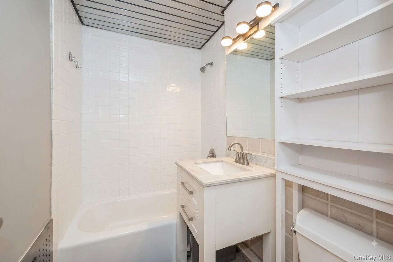 110 Brooklyn Avenue 3zz Property Photo 11