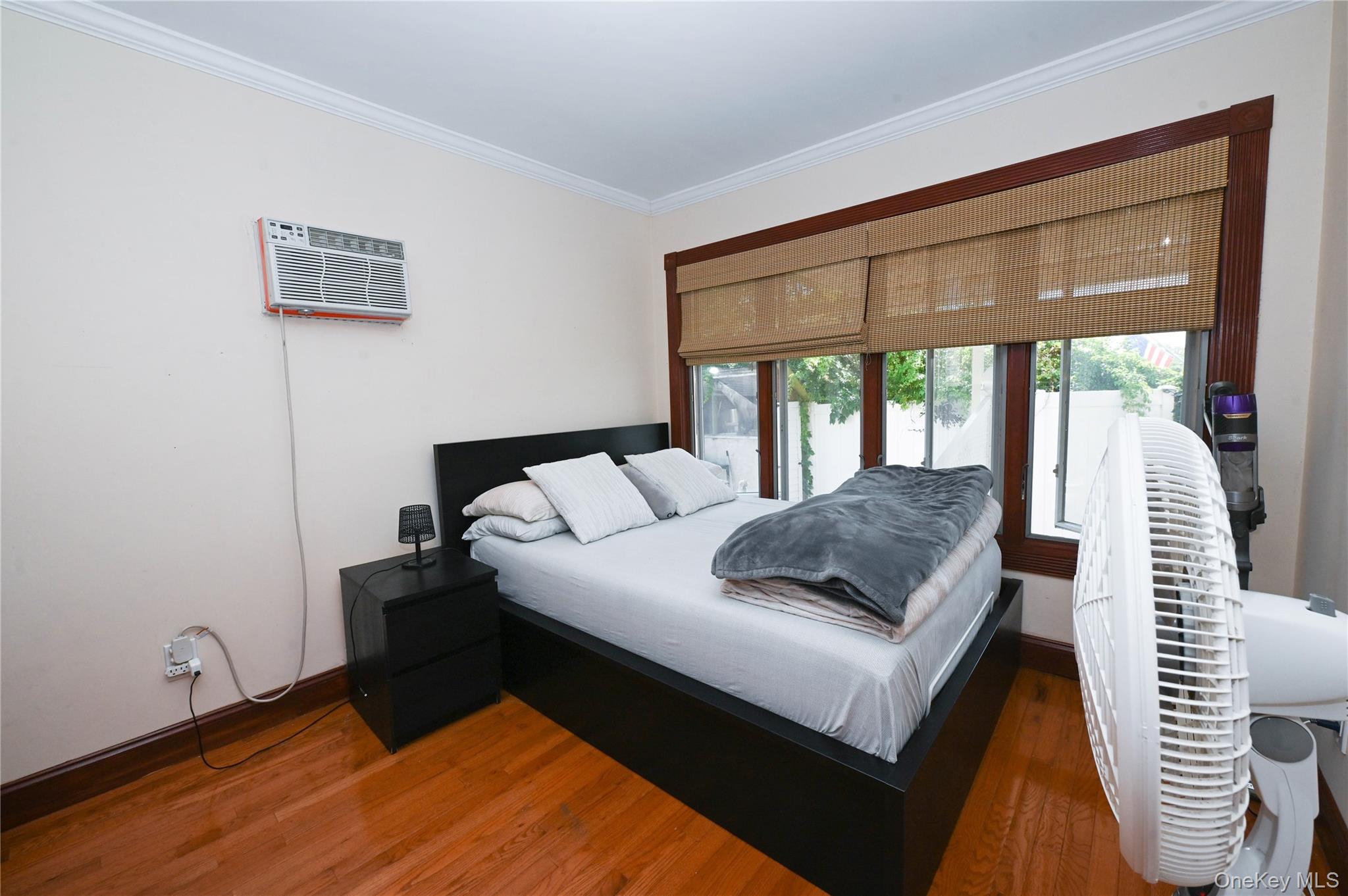 1 Douglas Drive Property Photo 8