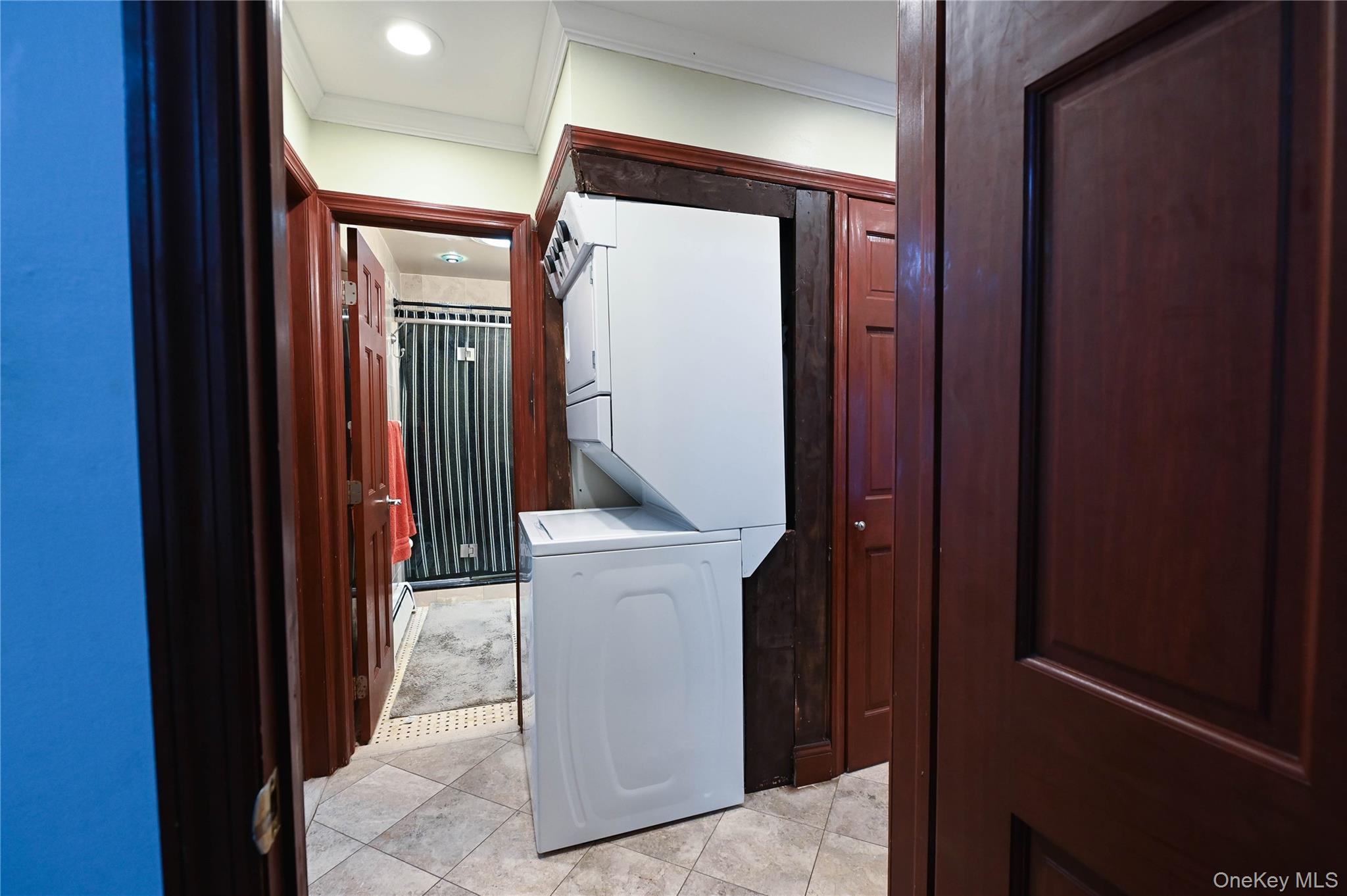 1 Douglas Drive Property Photo 10