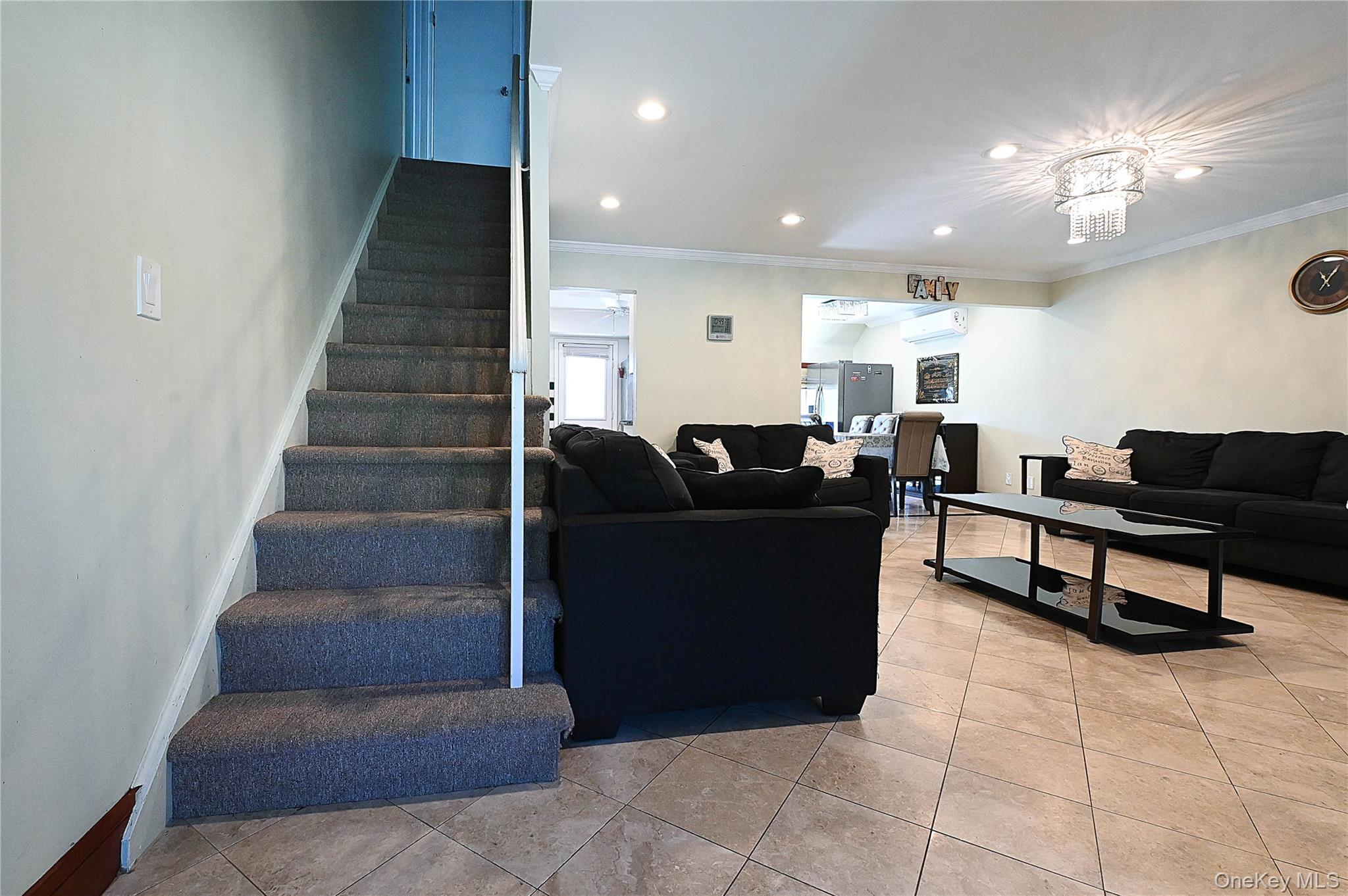 1 Douglas Drive Property Photo 12
