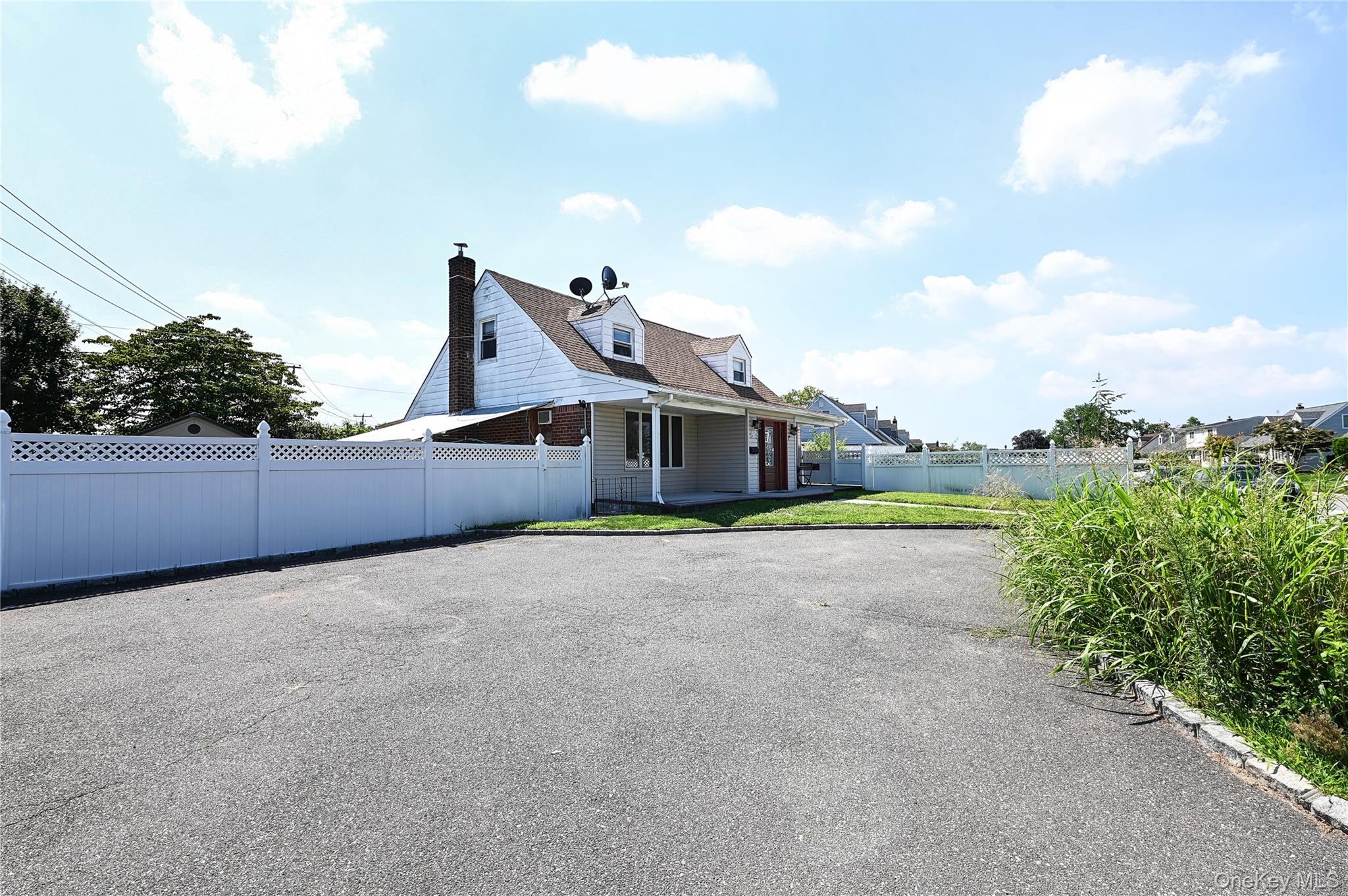 1 Douglas Drive Property Photo 23