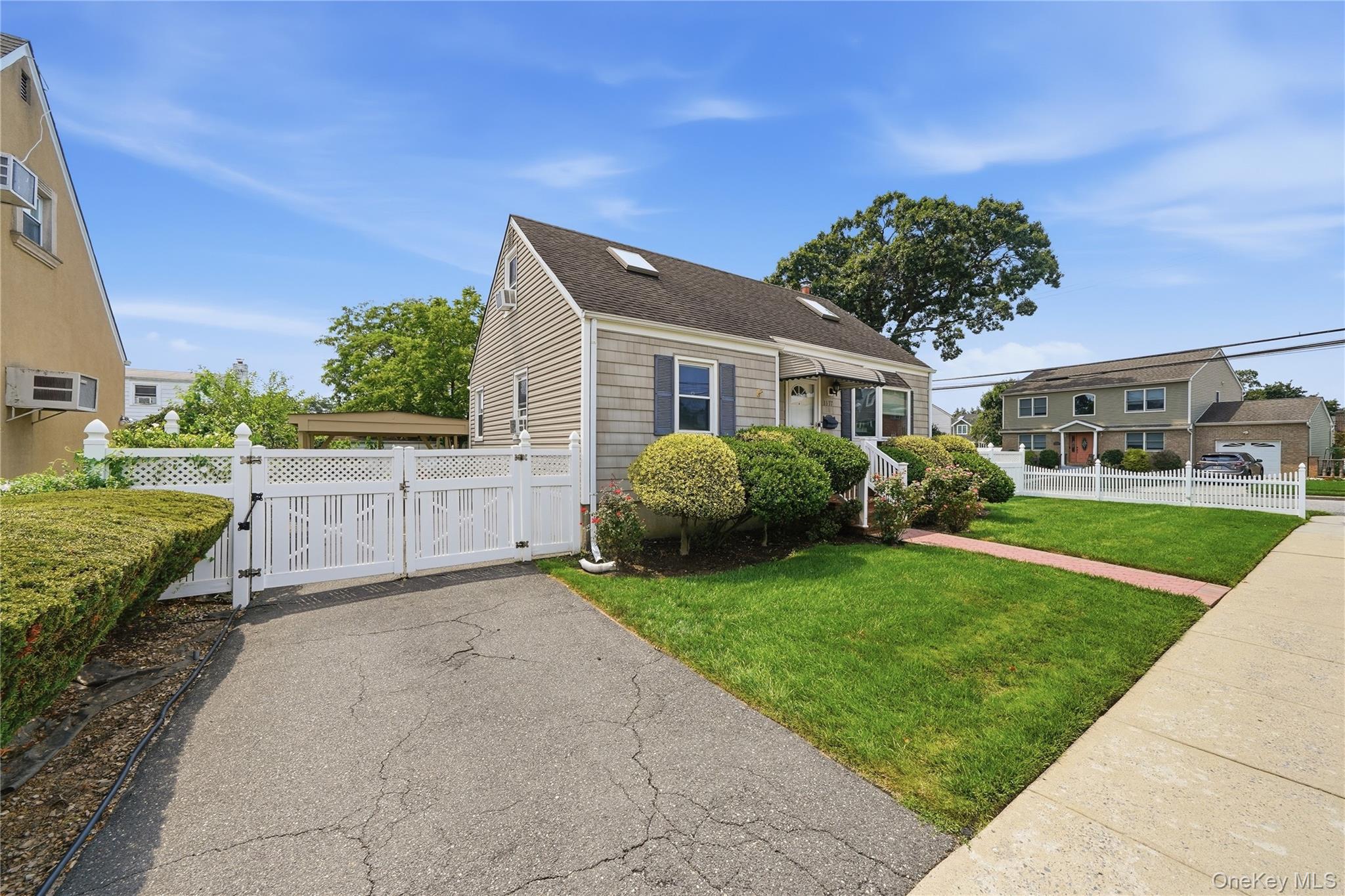 1377 C Street Property Photo 2