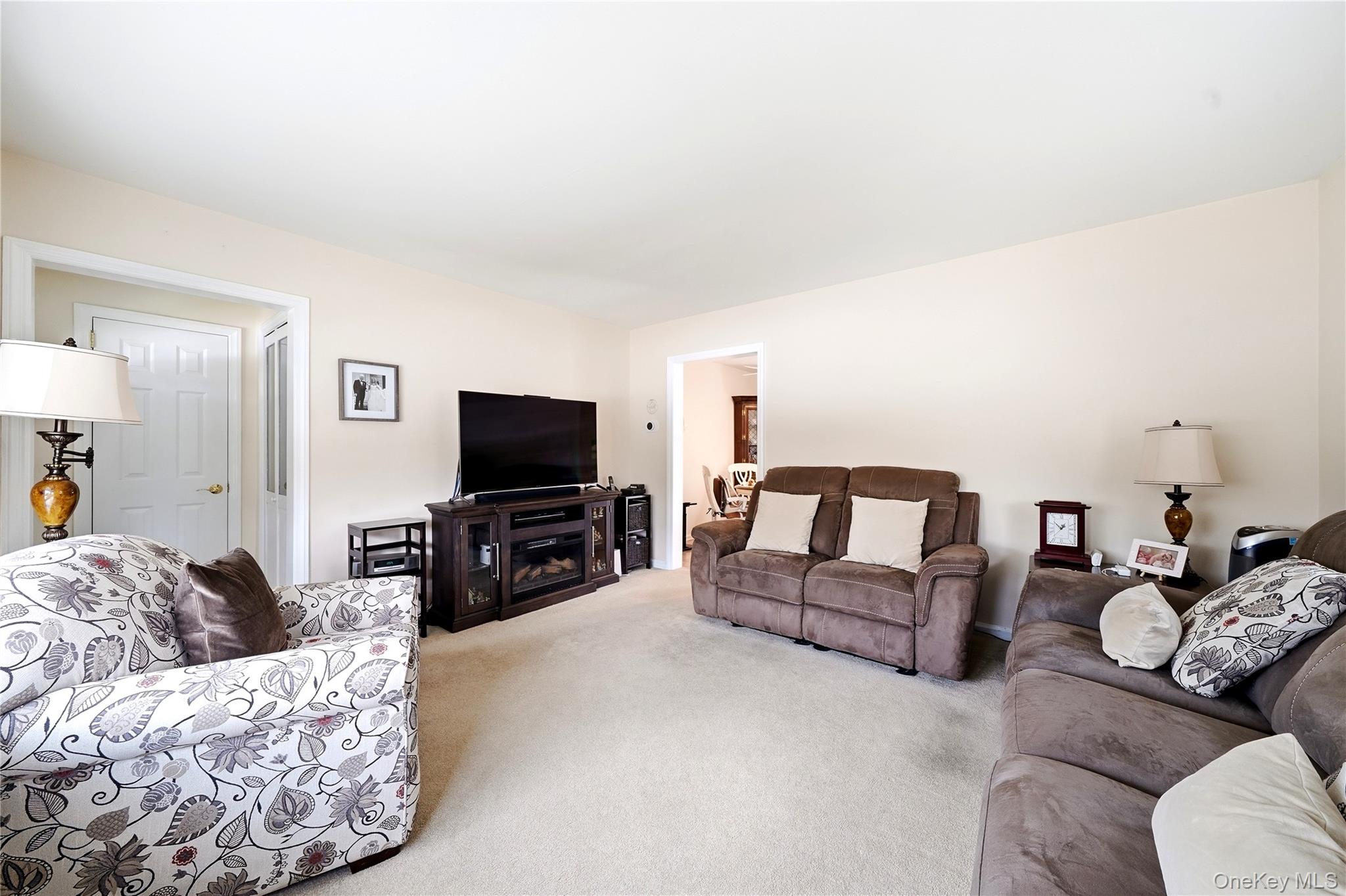 1377 C Street Property Photo 6