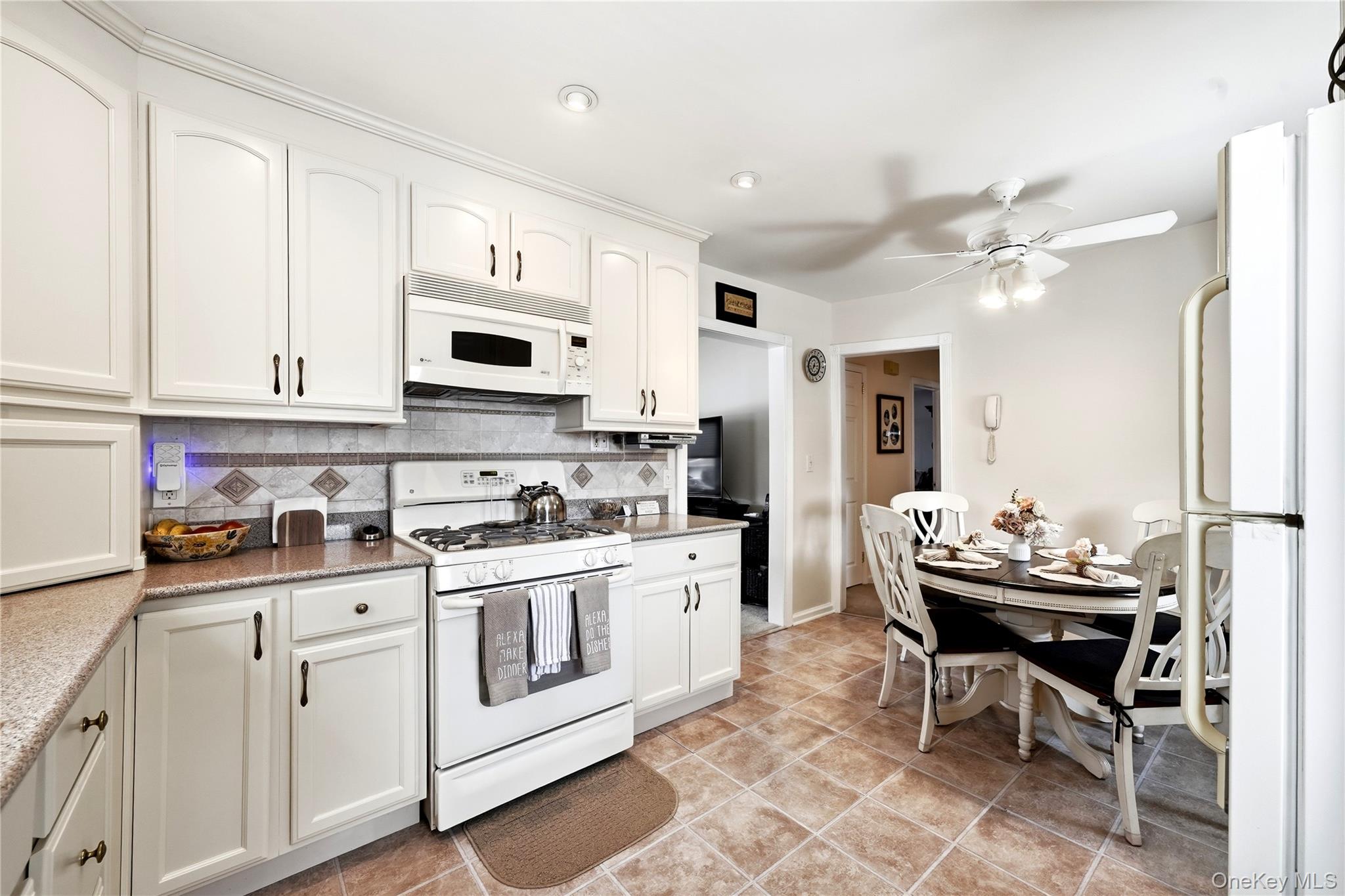 1377 C Street Property Photo 7