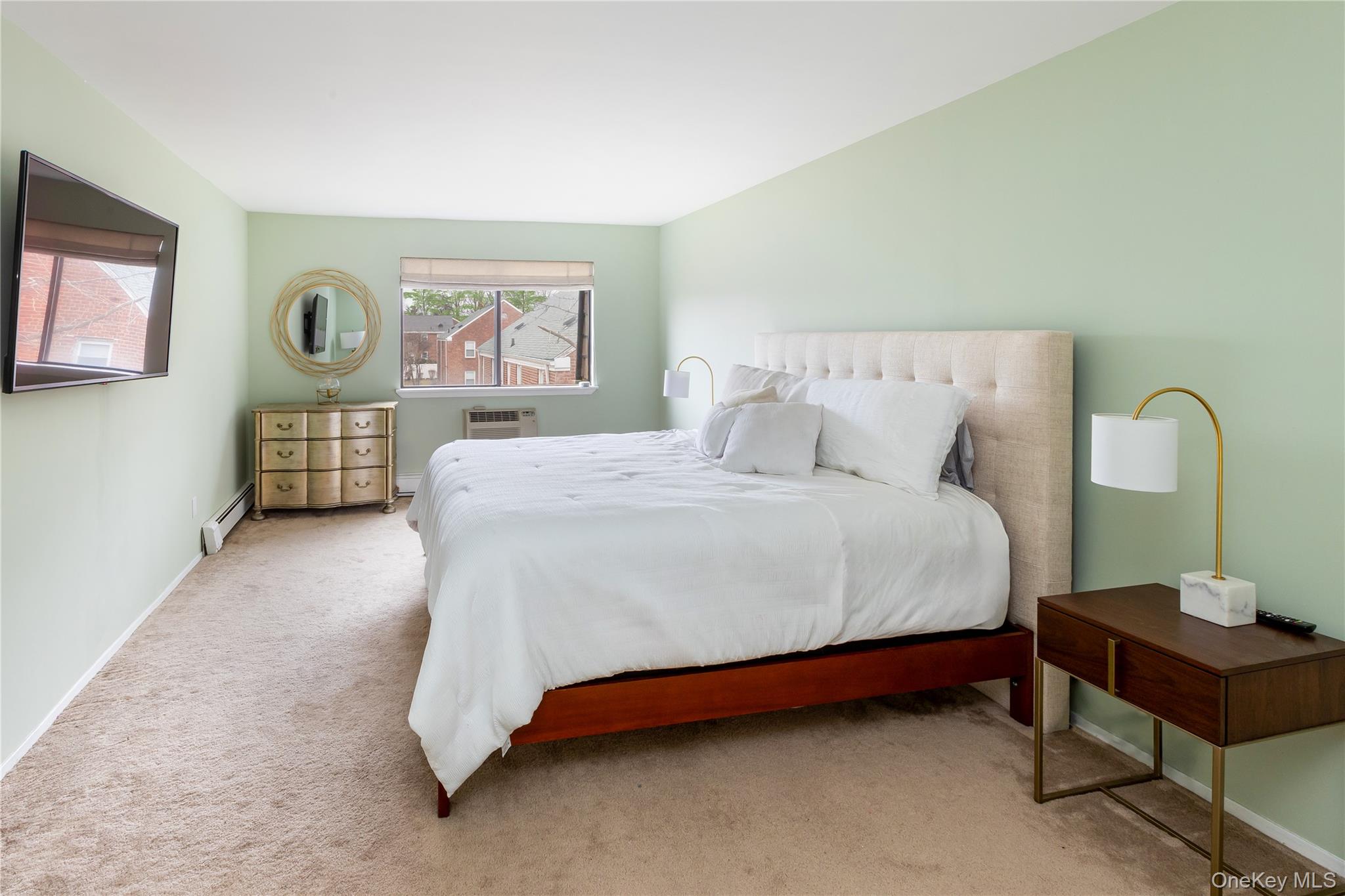 89 N Broadway 117 Property Photo 3