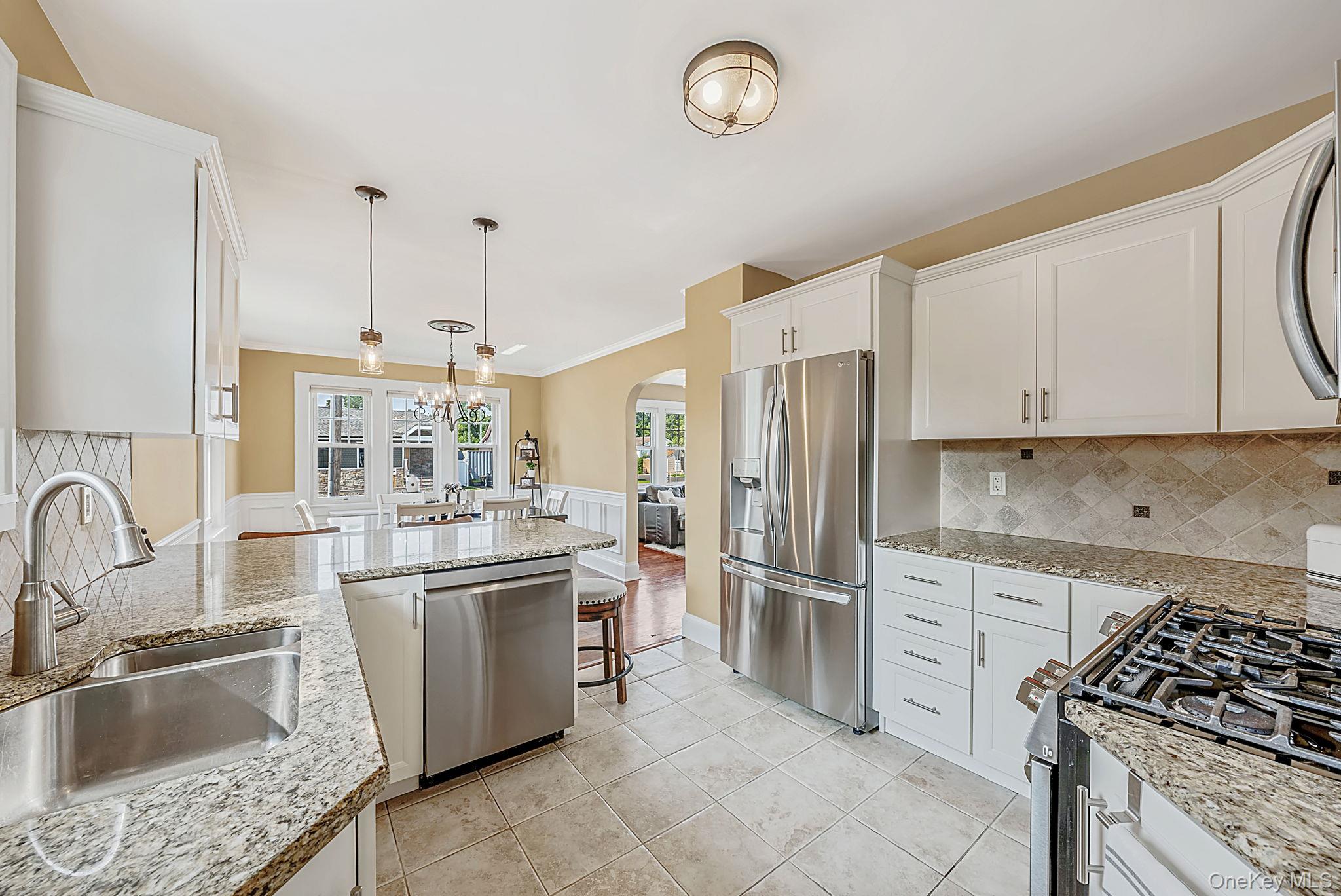 14 Andrew Avenue Property Photo 11