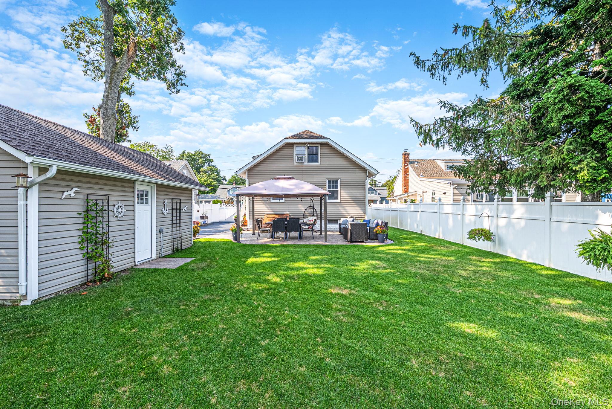 14 Andrew Avenue Property Photo 26