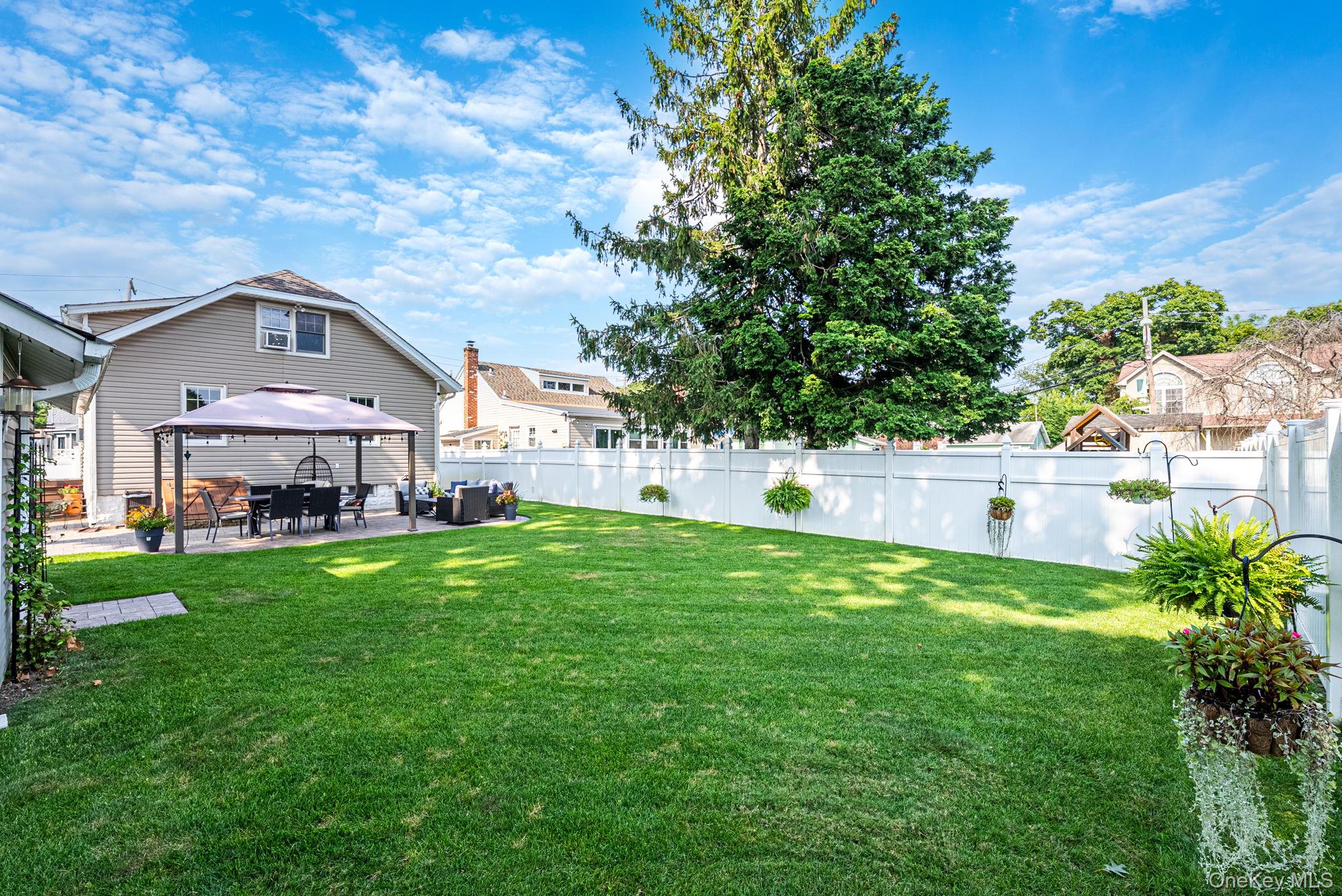 14 Andrew Avenue Property Photo 29
