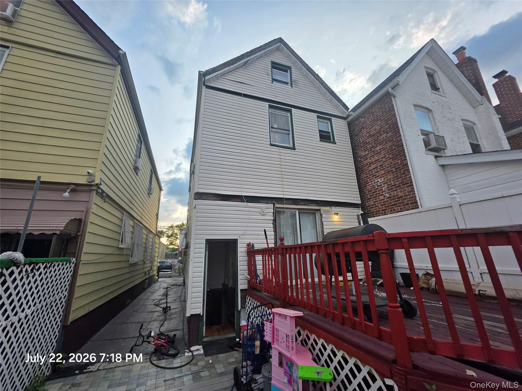 9729 134th Street Property Photo 7