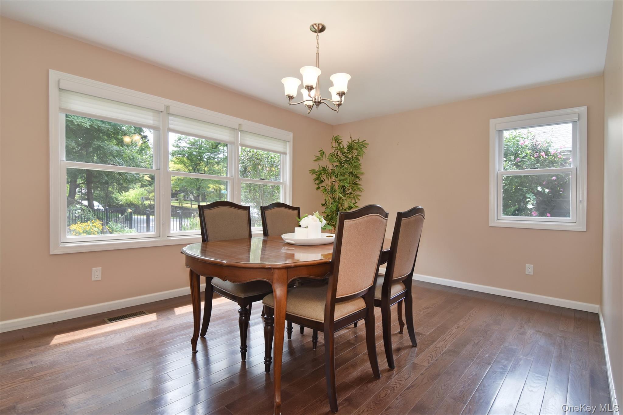 73 High Street Property Photo 11