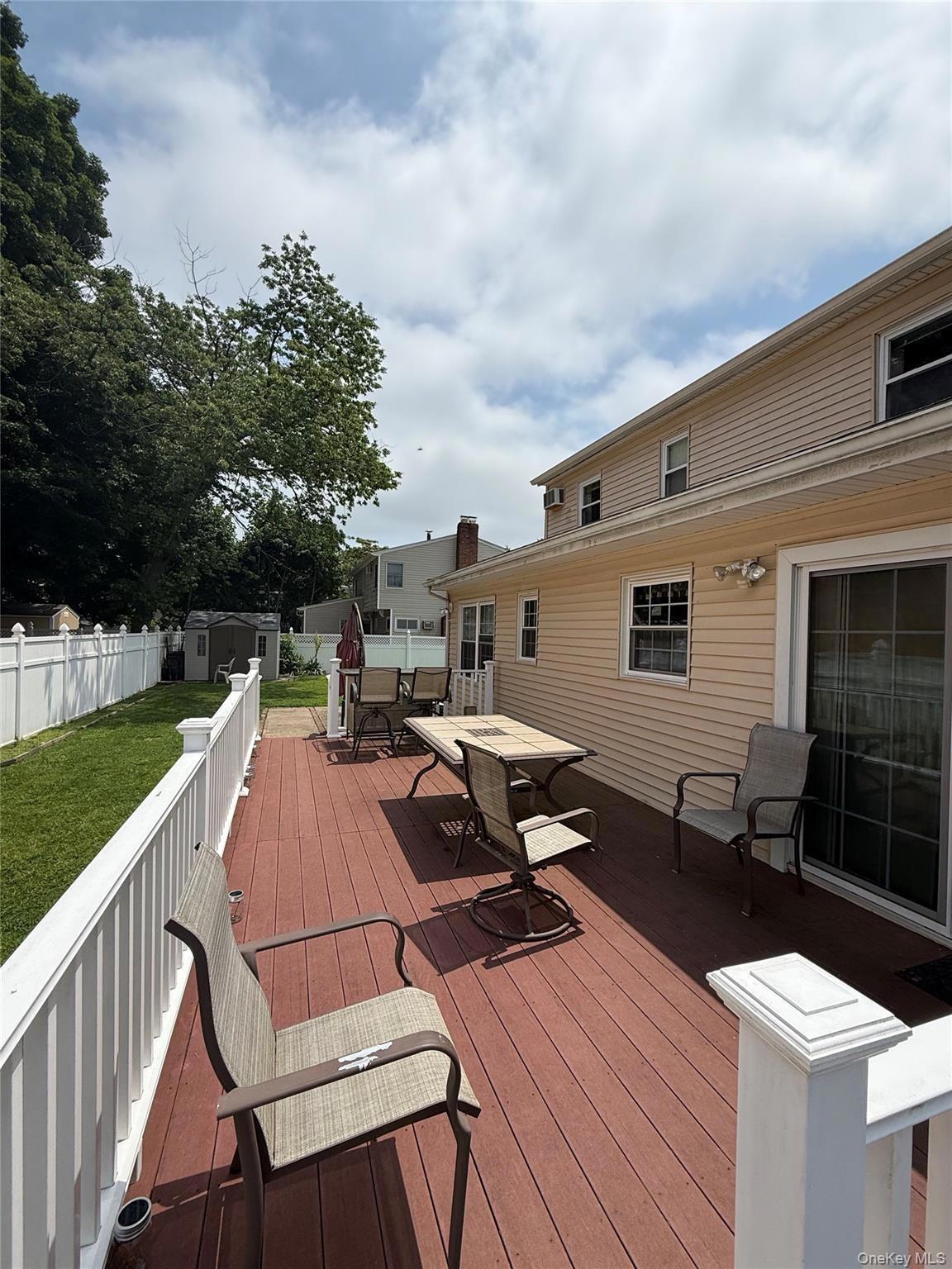 7 Ronald Avenue Property Photo 2