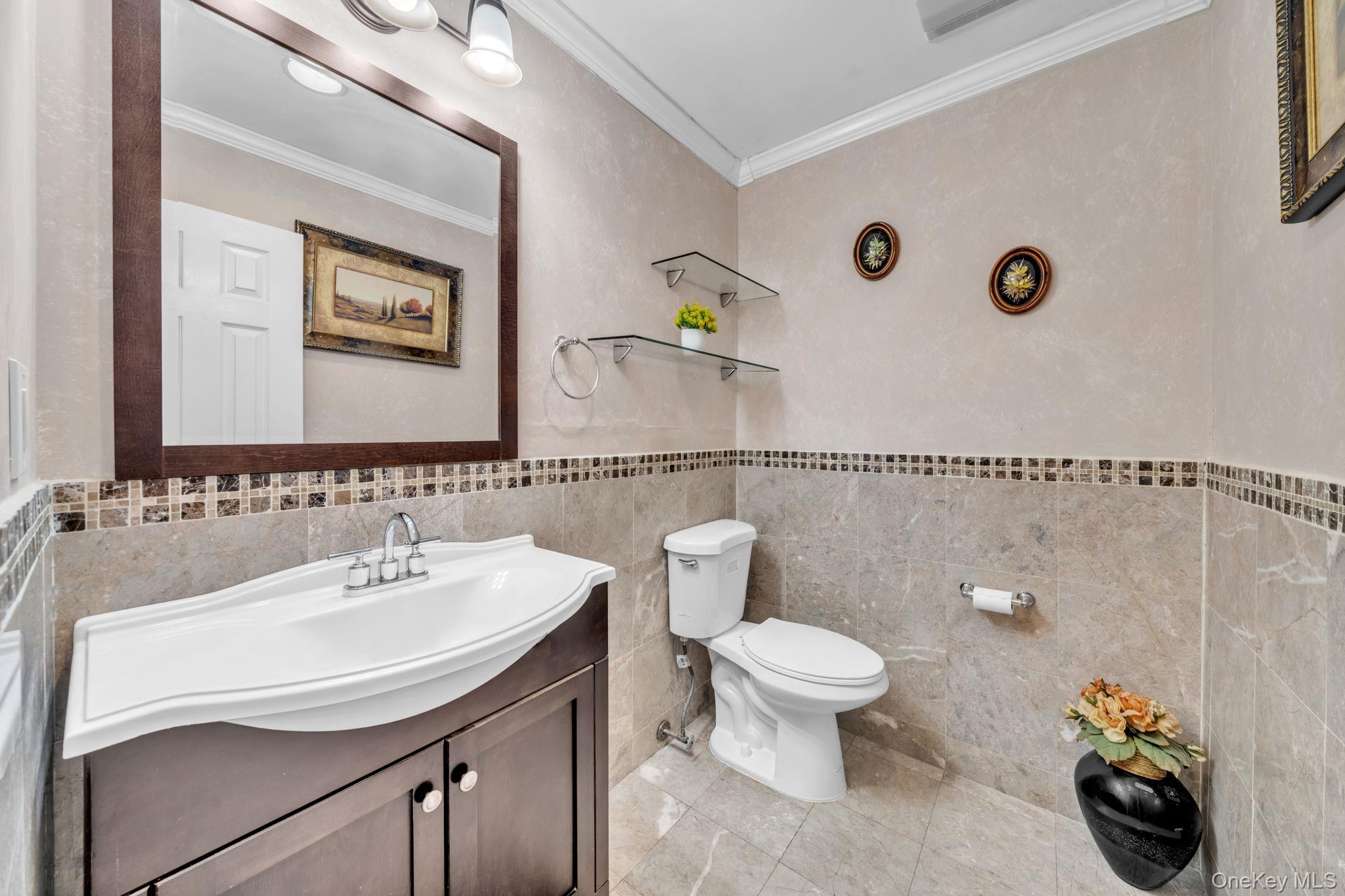 7 Ronald Avenue Property Photo 6