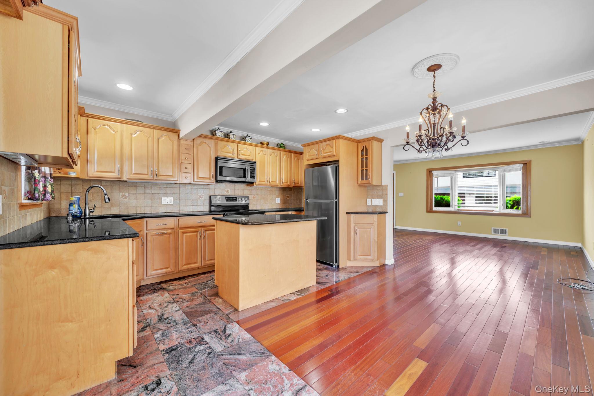 7 Ronald Avenue Property Photo 7